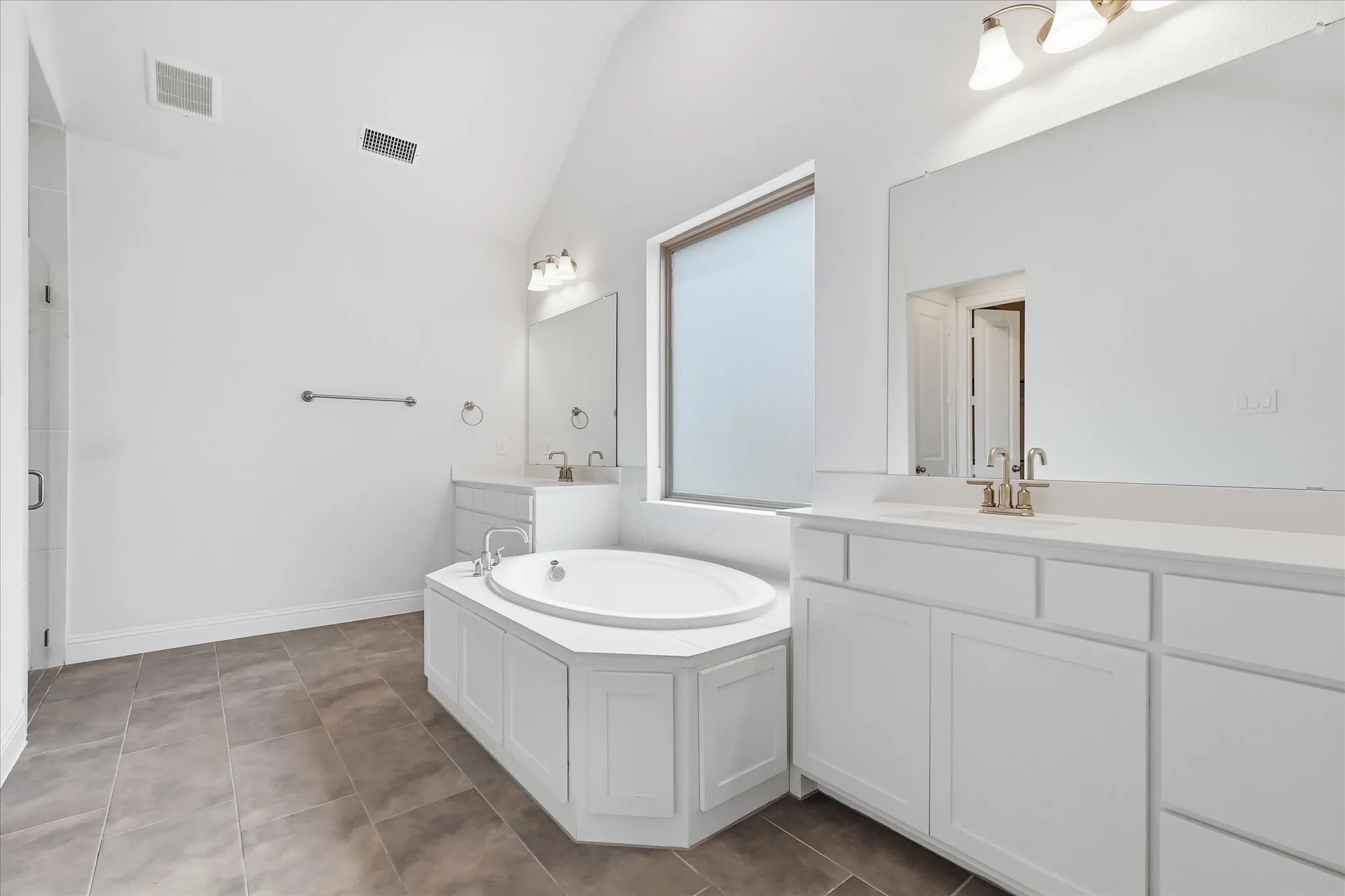 Single Family Residence For Sale in Denton County , 2504 Silver Leaf Drive, Northlake, Texas 76226, 4 Bedroom, 4 Bathroom, 3 Garage spaces, 3,211 Sqft, built in 2023, mls#21378300, Real Estate Agent in Northlake, Homes For Sale in Denton county, Homes For Sale in Northlake, Realtor in Northlake Texas, Real Estate Brokerage Independent Realty Texas, Luminita Cordes Realtor