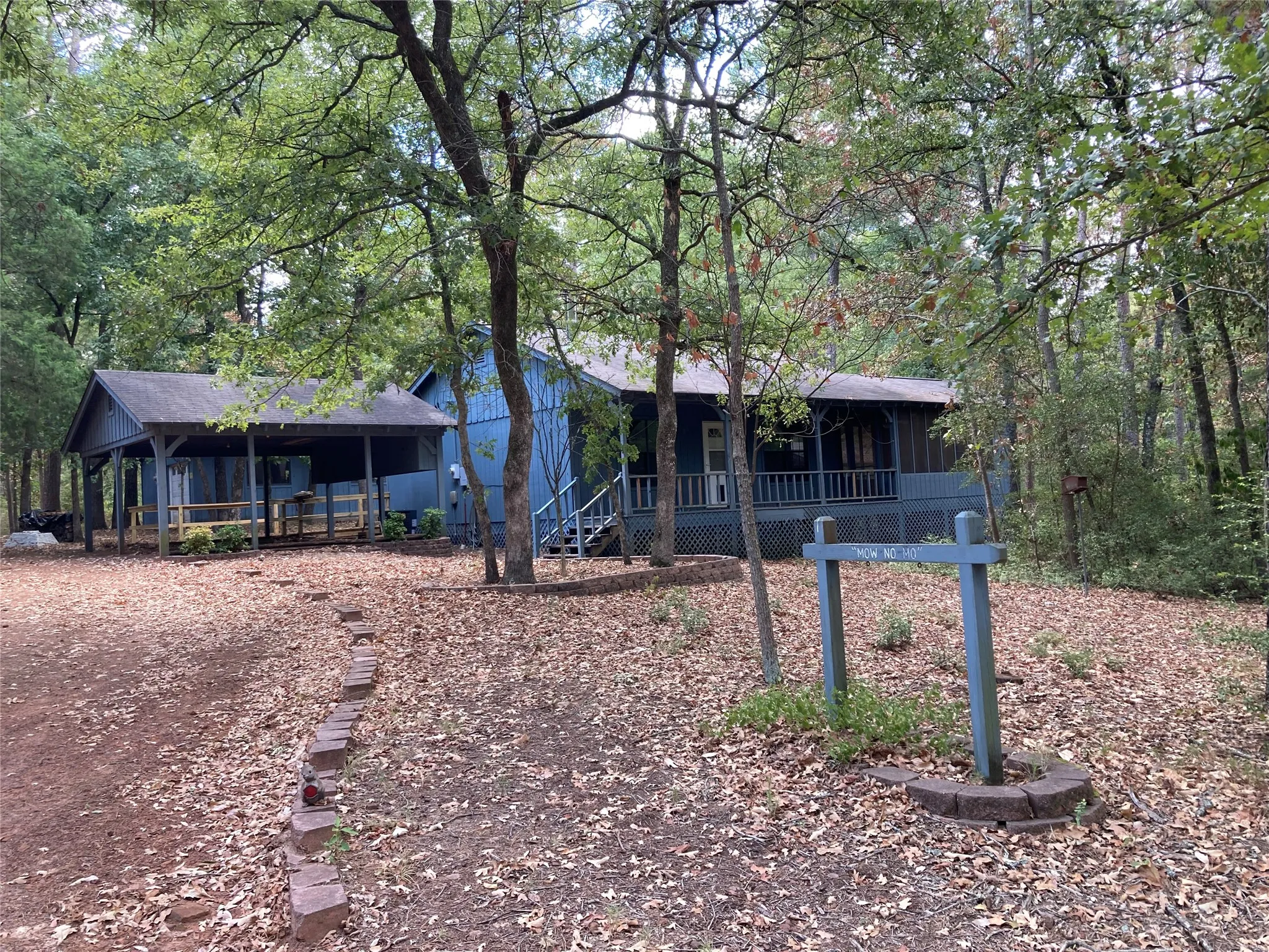 Single Family Residence For Sale in Wood County , 3071 Holly Trail East, Holly Lake Ranch, Texas 75765, 2 Bedroom, 2 Bathroom, 1 Garage spaces, 812 Sqft, built in 1994, mls#21378156, Real Estate Agent in Holly Lake Ranch, Homes For Sale in Wood county, Homes For Sale in Holly Lake Ranch, Realtor in Holly Lake Ranch Texas, Real Estate Brokerage Independent Realty Texas, Luminita Cordes Realtor