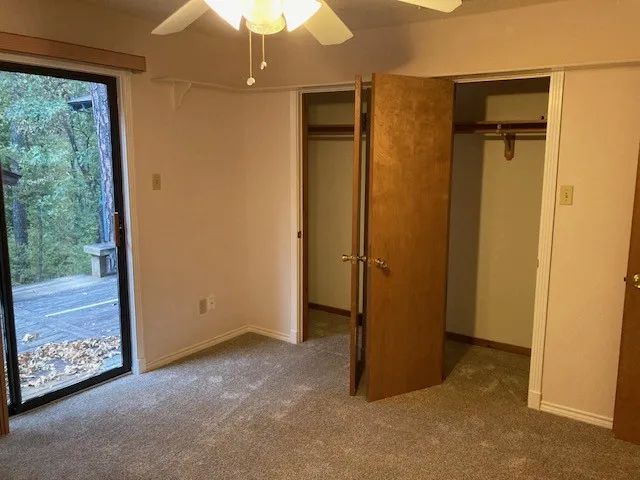 Single Family Residence For Sale in Wood County , 3071 Holly Trail East, Holly Lake Ranch, Texas 75765, 2 Bedroom, 2 Bathroom, 1 Garage spaces, 812 Sqft, built in 1994, mls#21378156, Real Estate Agent in Holly Lake Ranch, Homes For Sale in Wood county, Homes For Sale in Holly Lake Ranch, Realtor in Holly Lake Ranch Texas, Real Estate Brokerage Independent Realty Texas, Luminita Cordes Realtor