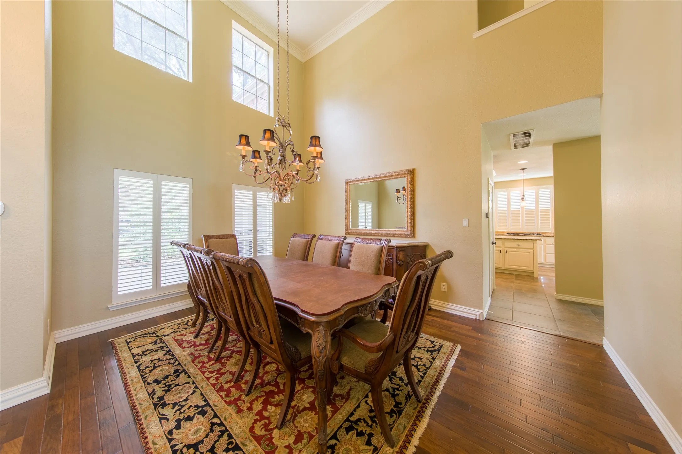 Single Family Residence For Rent in Collin County , 656 Water Oak Drive, Plano, Texas 75025, 4 Bedroom, 4 Bathroom, 2 Garage spaces, 3,242 Sqft, built in 1990, mls#21379339, Real Estate Agent in Plano, Homes For Rent in Collin county, Homes For Rent in Plano, Realtor in Plano Texas, Real Estate Brokerage Independent Realty Texas, Luminita Cordes Realtor
