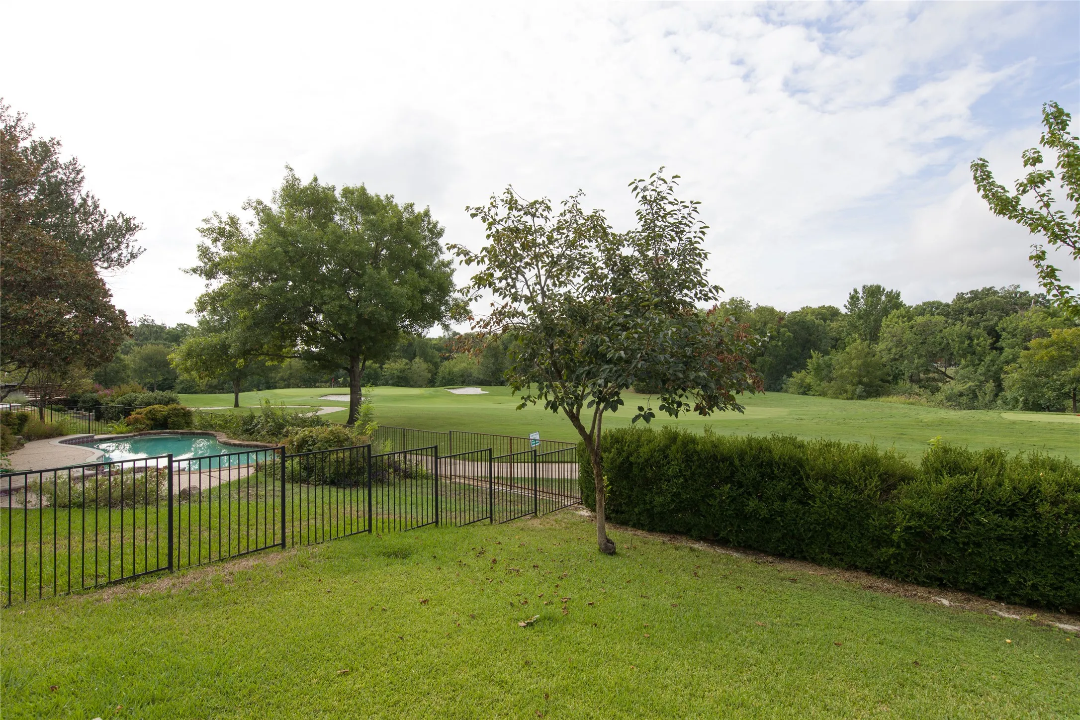 Single Family Residence For Rent in Collin County , 656 Water Oak Drive, Plano, Texas 75025, 4 Bedroom, 4 Bathroom, 2 Garage spaces, 3,242 Sqft, built in 1990, mls#21379339, Real Estate Agent in Plano, Homes For Rent in Collin county, Homes For Rent in Plano, Realtor in Plano Texas, Real Estate Brokerage Independent Realty Texas, Luminita Cordes Realtor