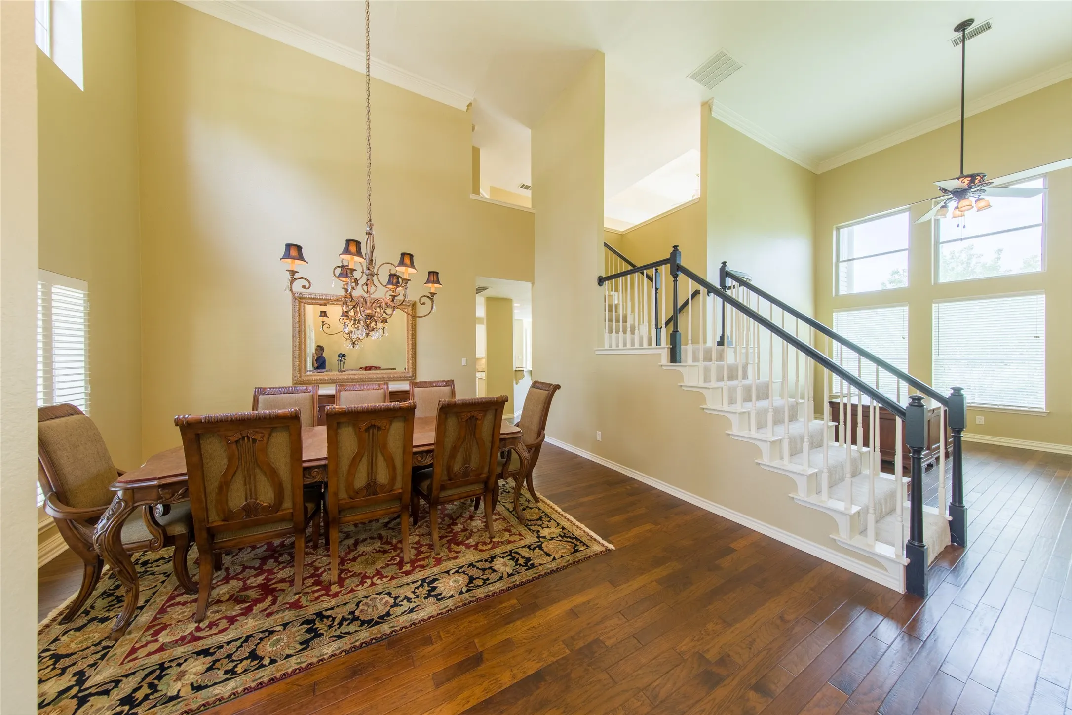 Single Family Residence For Rent in Collin County , 656 Water Oak Drive, Plano, Texas 75025, 4 Bedroom, 4 Bathroom, 2 Garage spaces, 3,242 Sqft, built in 1990, mls#21379339, Real Estate Agent in Plano, Homes For Rent in Collin county, Homes For Rent in Plano, Realtor in Plano Texas, Real Estate Brokerage Independent Realty Texas, Luminita Cordes Realtor