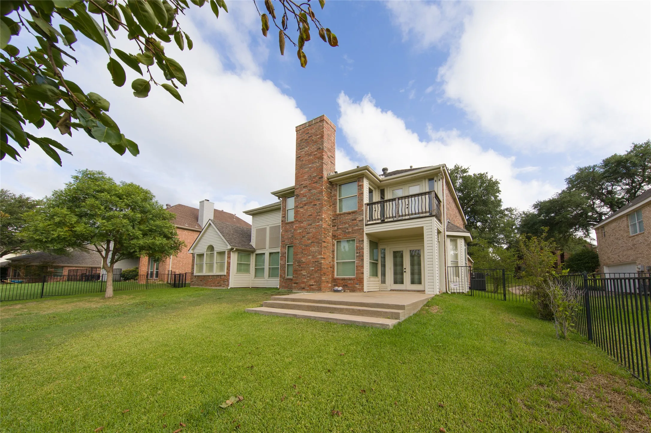 Single Family Residence For Rent in Collin County , 656 Water Oak Drive, Plano, Texas 75025, 4 Bedroom, 4 Bathroom, 2 Garage spaces, 3,242 Sqft, built in 1990, mls#21379339, Real Estate Agent in Plano, Homes For Rent in Collin county, Homes For Rent in Plano, Realtor in Plano Texas, Real Estate Brokerage Independent Realty Texas, Luminita Cordes Realtor