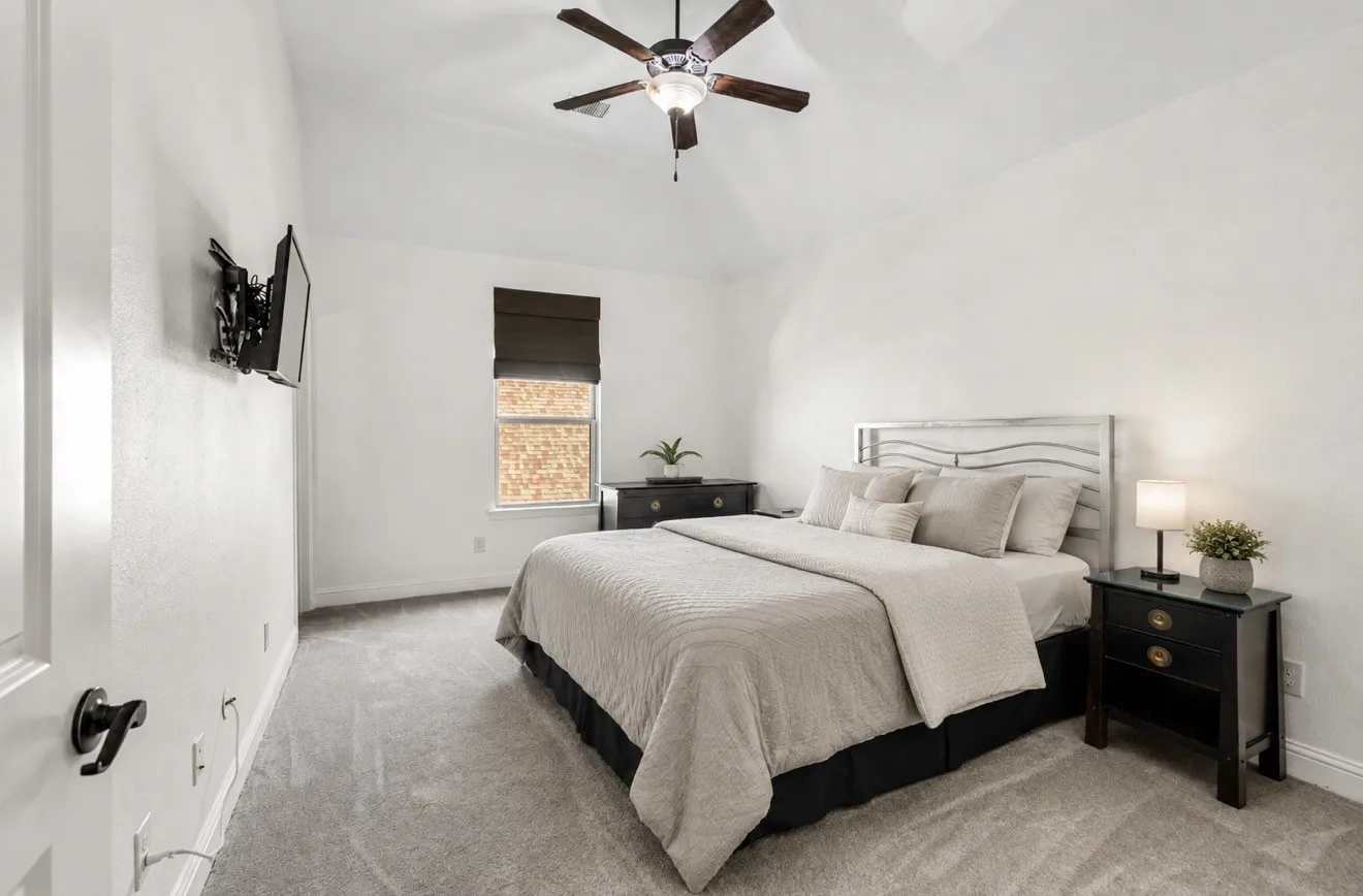 Single Family Residence For Sale in Denton County , 3404 Millbank, The Colony, Texas 75056, 4 Bedroom, 4 Bathroom, 2 Garage spaces, 3,648 Sqft, built in 2015, mls#21378279, Real Estate Agent in The Colony, Homes For Sale in Denton county, Homes For Sale in The Colony, Realtor in The Colony Texas, Real Estate Brokerage Independent Realty Texas, Luminita Cordes Realtor