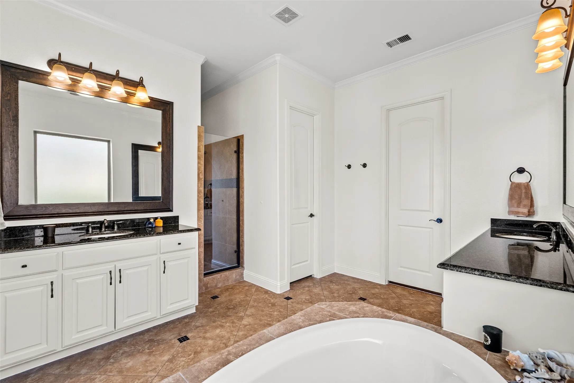 Single Family Residence For Sale in Denton County , 3404 Millbank, The Colony, Texas 75056, 4 Bedroom, 4 Bathroom, 2 Garage spaces, 3,648 Sqft, built in 2015, mls#21378279, Real Estate Agent in The Colony, Homes For Sale in Denton county, Homes For Sale in The Colony, Realtor in The Colony Texas, Real Estate Brokerage Independent Realty Texas, Luminita Cordes Realtor