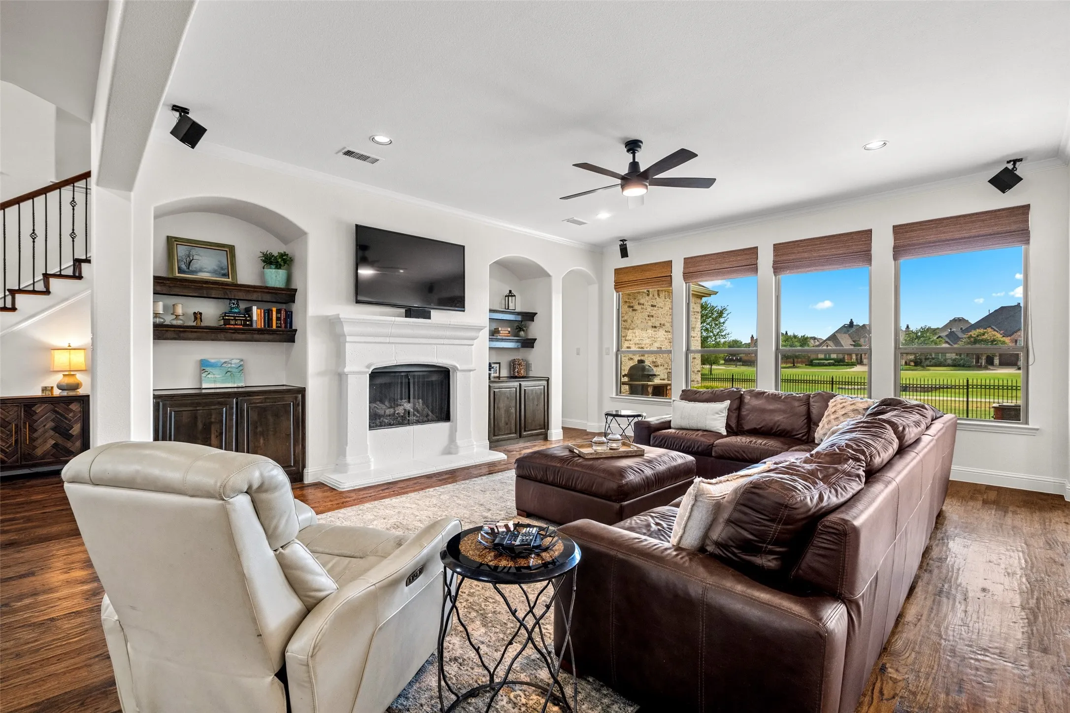 Single Family Residence For Sale in Denton County , 3404 Millbank, The Colony, Texas 75056, 4 Bedroom, 4 Bathroom, 2 Garage spaces, 3,648 Sqft, built in 2015, mls#21378279, Real Estate Agent in The Colony, Homes For Sale in Denton county, Homes For Sale in The Colony, Realtor in The Colony Texas, Real Estate Brokerage Independent Realty Texas, Luminita Cordes Realtor