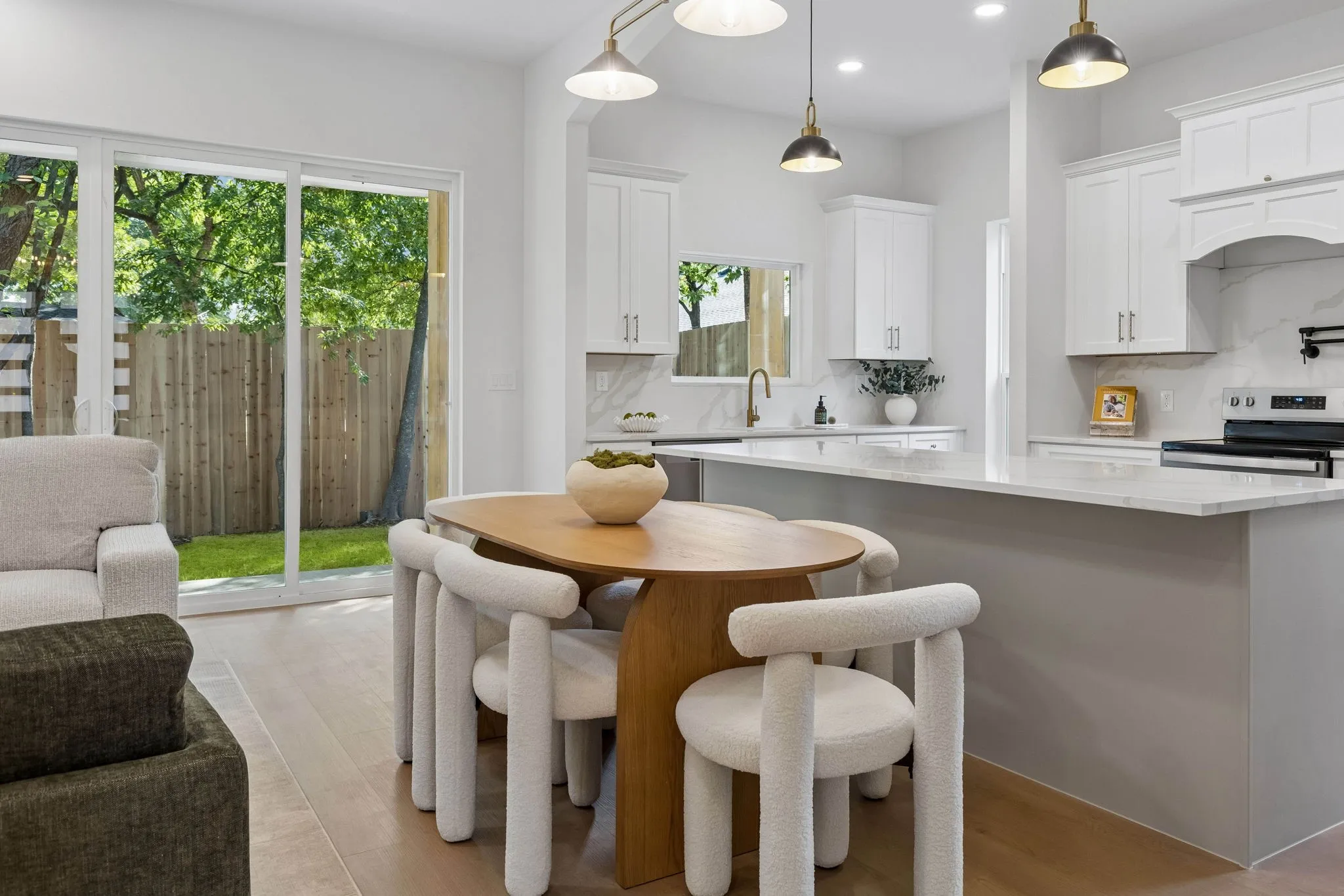 Single Family Residence For Sale in Ellis County , 202 Rosa Street, Waxahachie, Texas 75165, 3 Bedroom, 3 Bathroom, Garage spaces, 1,555 Sqft, built in 2026, mls#21379362, Real Estate Agent in Waxahachie, Homes For Sale in Ellis county, Homes For Sale in Waxahachie, Realtor in Waxahachie Texas, Real Estate Brokerage Independent Realty Texas, Luminita Cordes Realtor