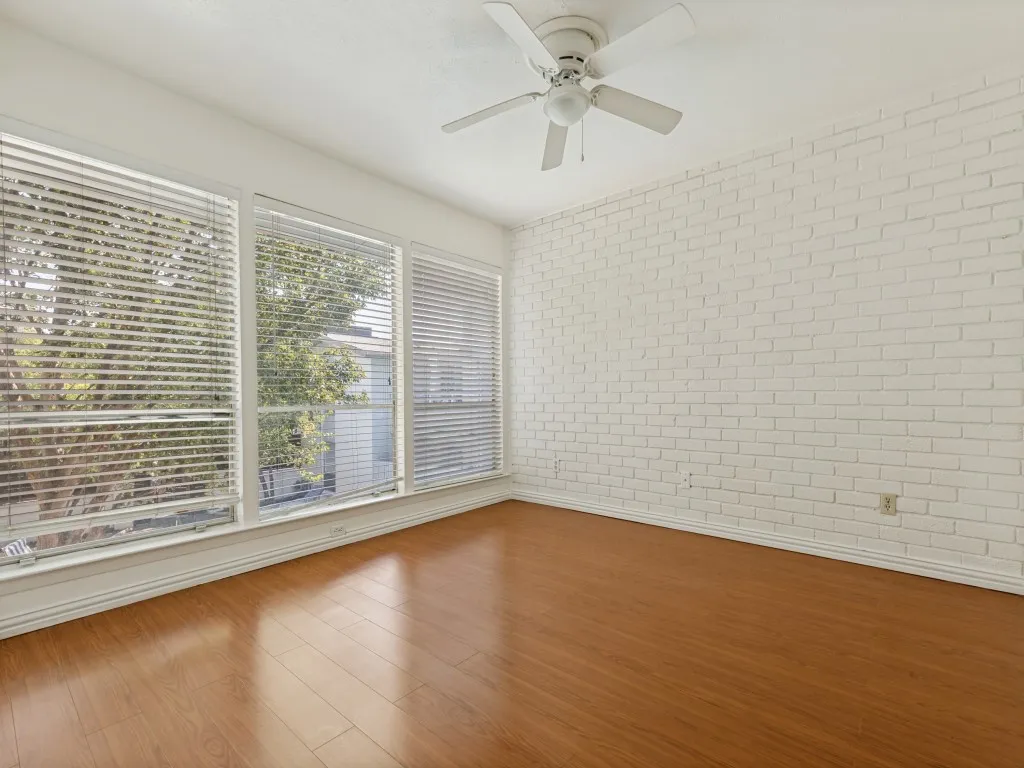 Condominium For Sale in Dallas County , 4347 Dickason Avenue 217, Dallas, Texas 75219, 2 Bedroom, 2 Bathroom, 2 Garage spaces, 928 Sqft, built in 1965, mls#21379367, Real Estate Agent in Dallas, Homes For Sale in Dallas county, Homes For Sale in Dallas, Realtor in Dallas Texas, Real Estate Brokerage Independent Realty Texas, Luminita Cordes Realtor