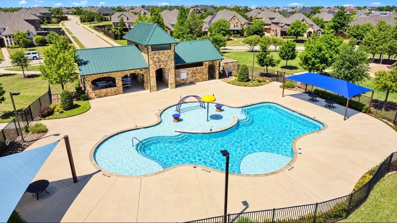 Single Family Residence For Sale in Dallas County , 279 Shallow Brook Drive, Sunnyvale, Texas 75182, 4 Bedroom, 5 Bathroom, 2 Garage spaces, 3,897 Sqft, built in 2017, mls#21378691, Real Estate Agent in Sunnyvale, Homes For Sale in Dallas county, Homes For Sale in Sunnyvale, Realtor in Sunnyvale Texas, Real Estate Brokerage Independent Realty Texas, Luminita Cordes Realtor
