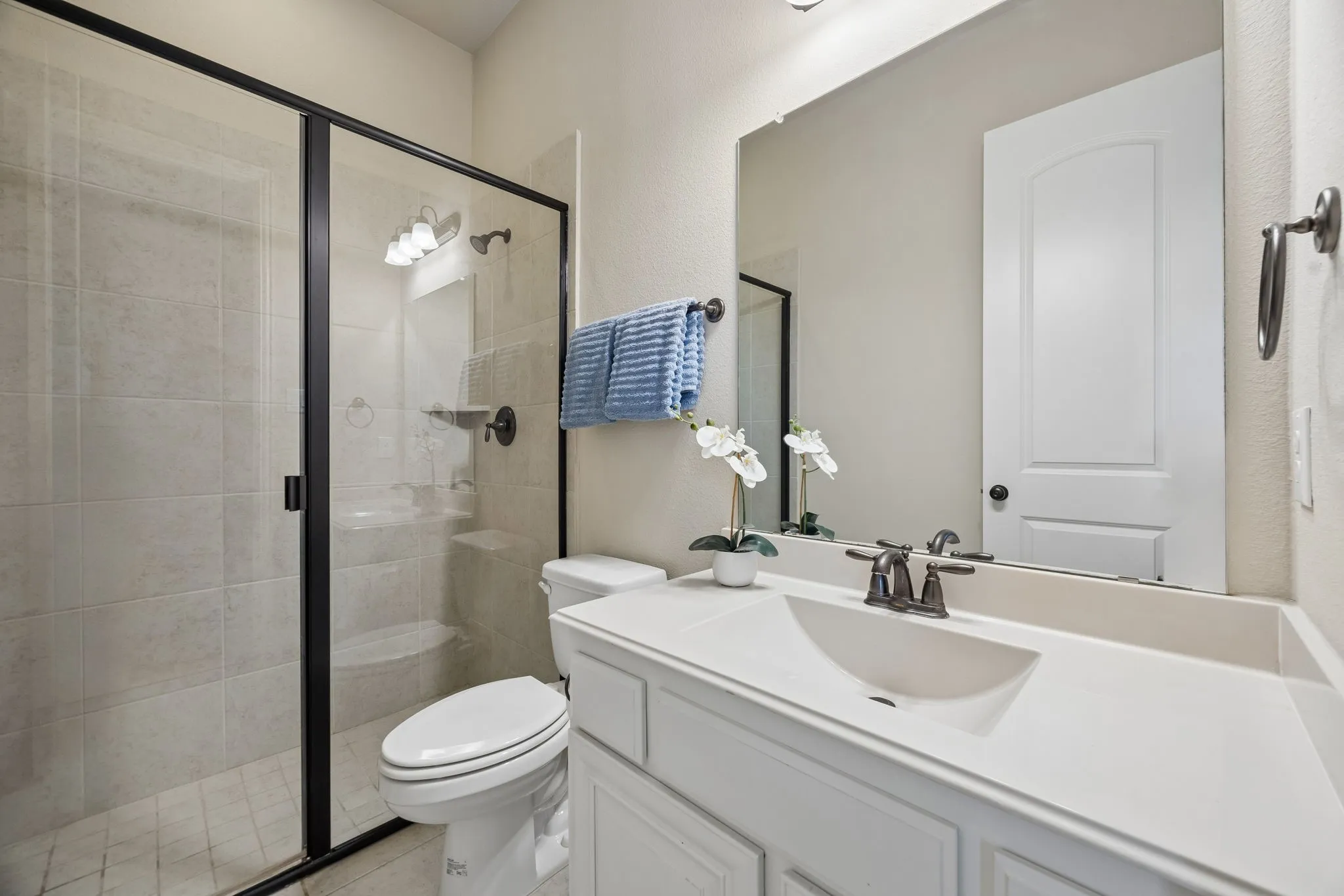 Single Family Residence For Sale in Dallas County , 279 Shallow Brook Drive, Sunnyvale, Texas 75182, 4 Bedroom, 5 Bathroom, 2 Garage spaces, 3,897 Sqft, built in 2017, mls#21378691, Real Estate Agent in Sunnyvale, Homes For Sale in Dallas county, Homes For Sale in Sunnyvale, Realtor in Sunnyvale Texas, Real Estate Brokerage Independent Realty Texas, Luminita Cordes Realtor