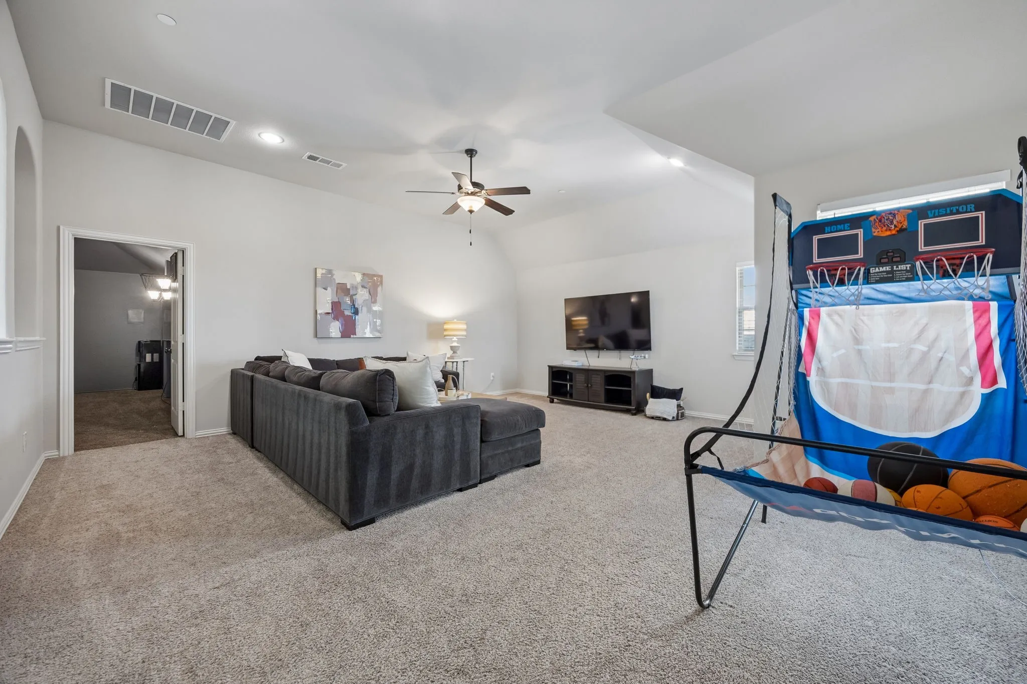 Single Family Residence For Sale in Dallas County , 279 Shallow Brook Drive, Sunnyvale, Texas 75182, 4 Bedroom, 5 Bathroom, 2 Garage spaces, 3,897 Sqft, built in 2017, mls#21378691, Real Estate Agent in Sunnyvale, Homes For Sale in Dallas county, Homes For Sale in Sunnyvale, Realtor in Sunnyvale Texas, Real Estate Brokerage Independent Realty Texas, Luminita Cordes Realtor