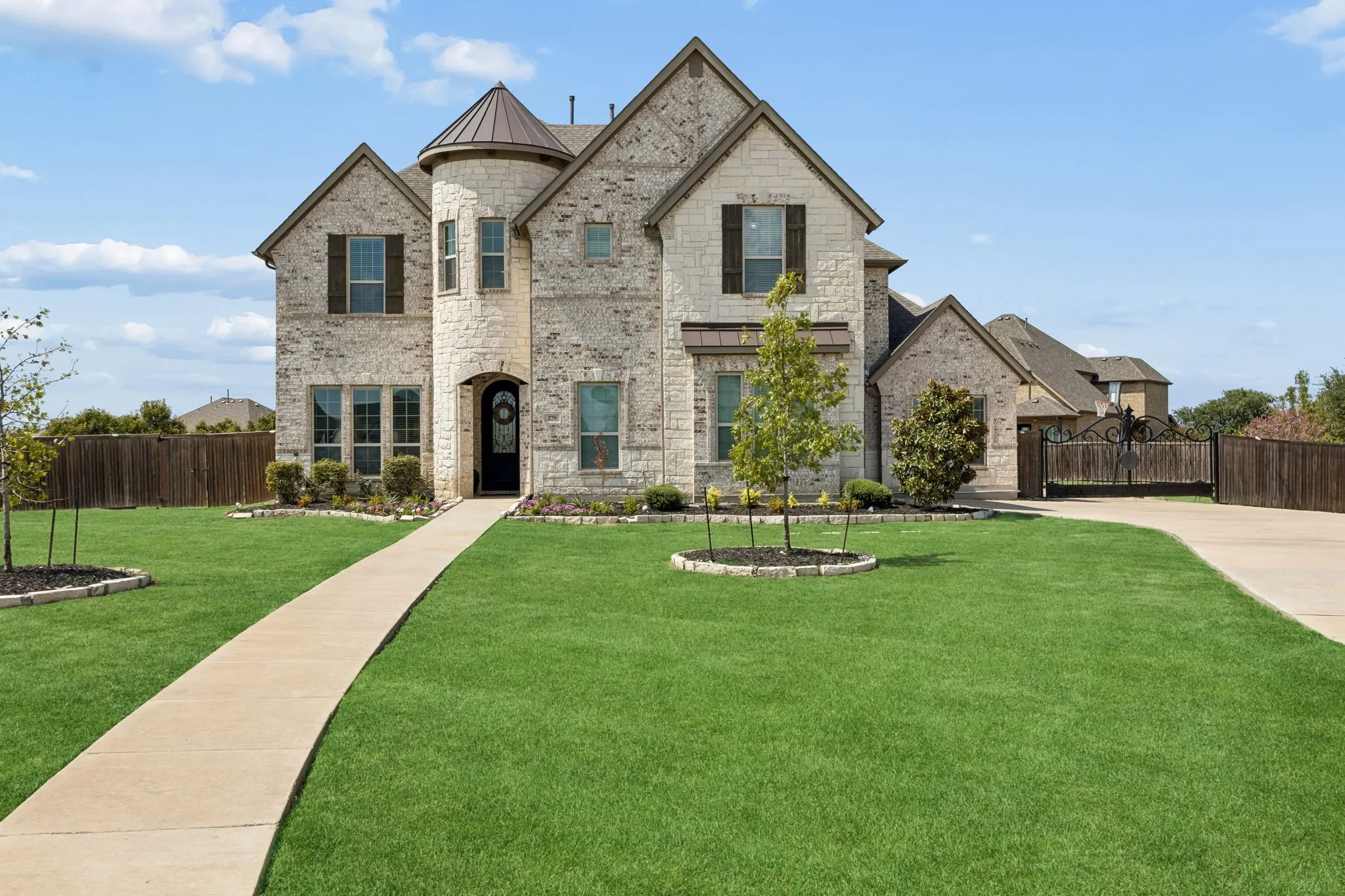 Single Family Residence For Sale