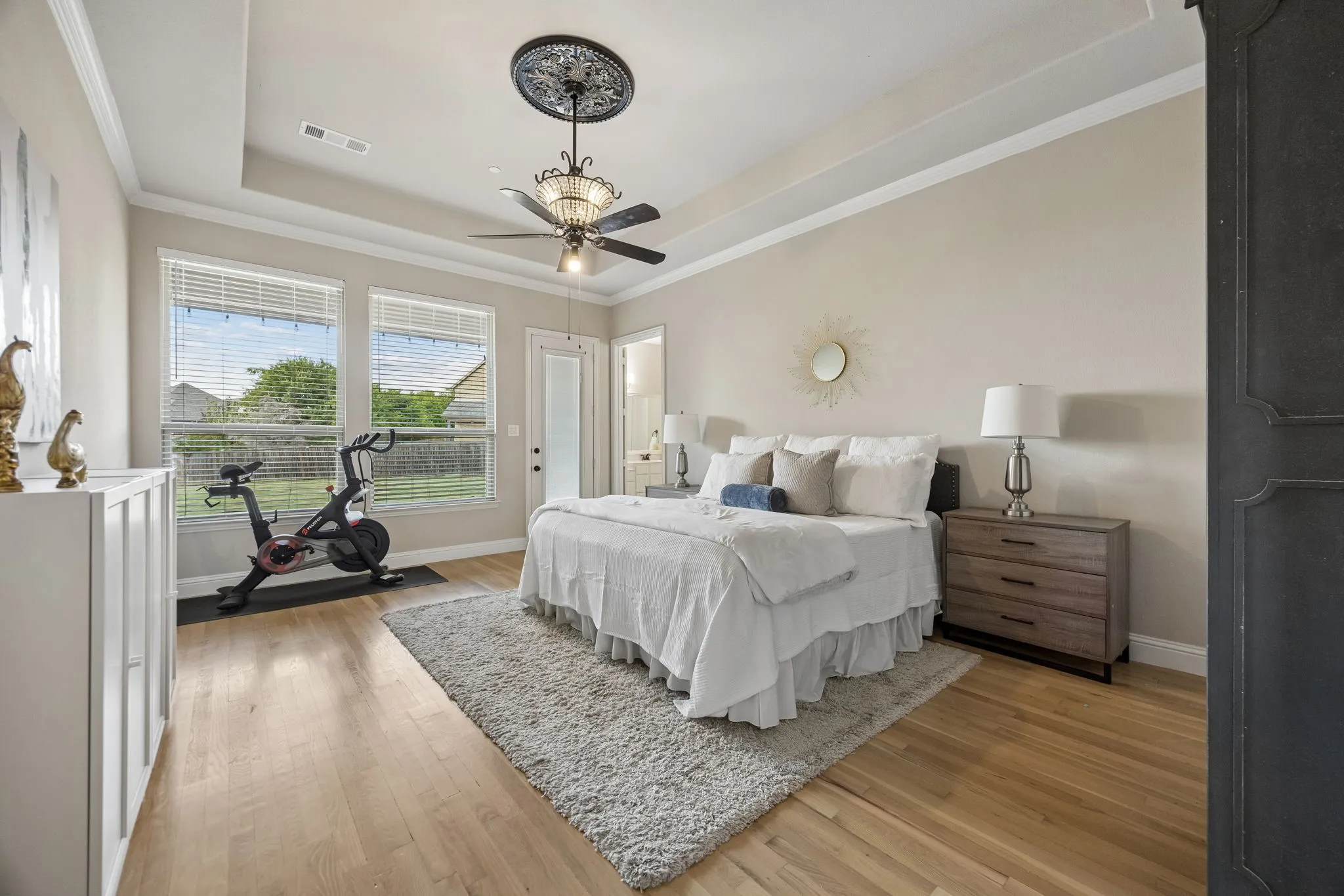 Single Family Residence For Sale in Dallas County , 279 Shallow Brook Drive, Sunnyvale, Texas 75182, 4 Bedroom, 5 Bathroom, 2 Garage spaces, 3,897 Sqft, built in 2017, mls#21378691, Real Estate Agent in Sunnyvale, Homes For Sale in Dallas county, Homes For Sale in Sunnyvale, Realtor in Sunnyvale Texas, Real Estate Brokerage Independent Realty Texas, Luminita Cordes Realtor