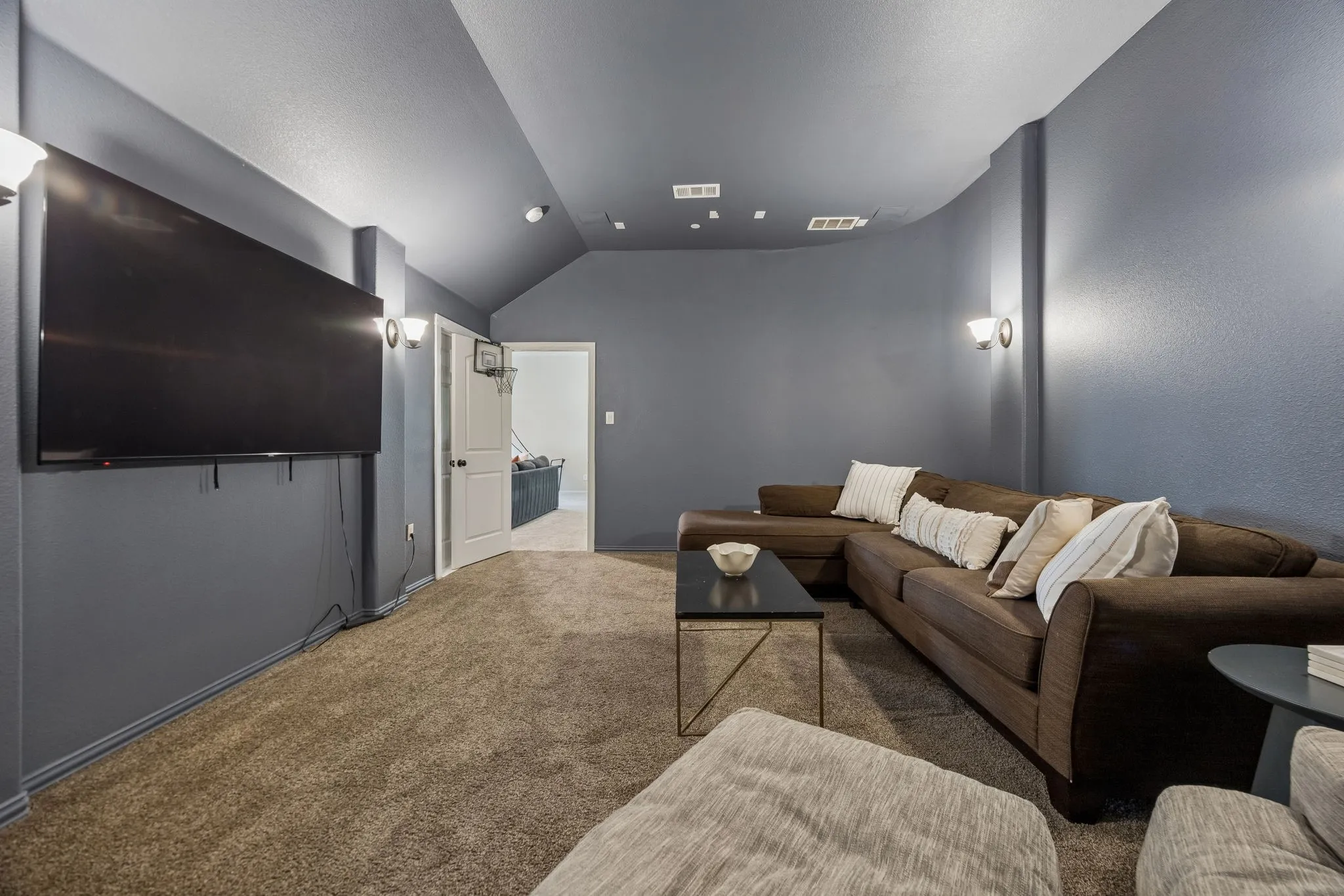 Single Family Residence For Sale in Dallas County , 279 Shallow Brook Drive, Sunnyvale, Texas 75182, 4 Bedroom, 5 Bathroom, 2 Garage spaces, 3,897 Sqft, built in 2017, mls#21378691, Real Estate Agent in Sunnyvale, Homes For Sale in Dallas county, Homes For Sale in Sunnyvale, Realtor in Sunnyvale Texas, Real Estate Brokerage Independent Realty Texas, Luminita Cordes Realtor