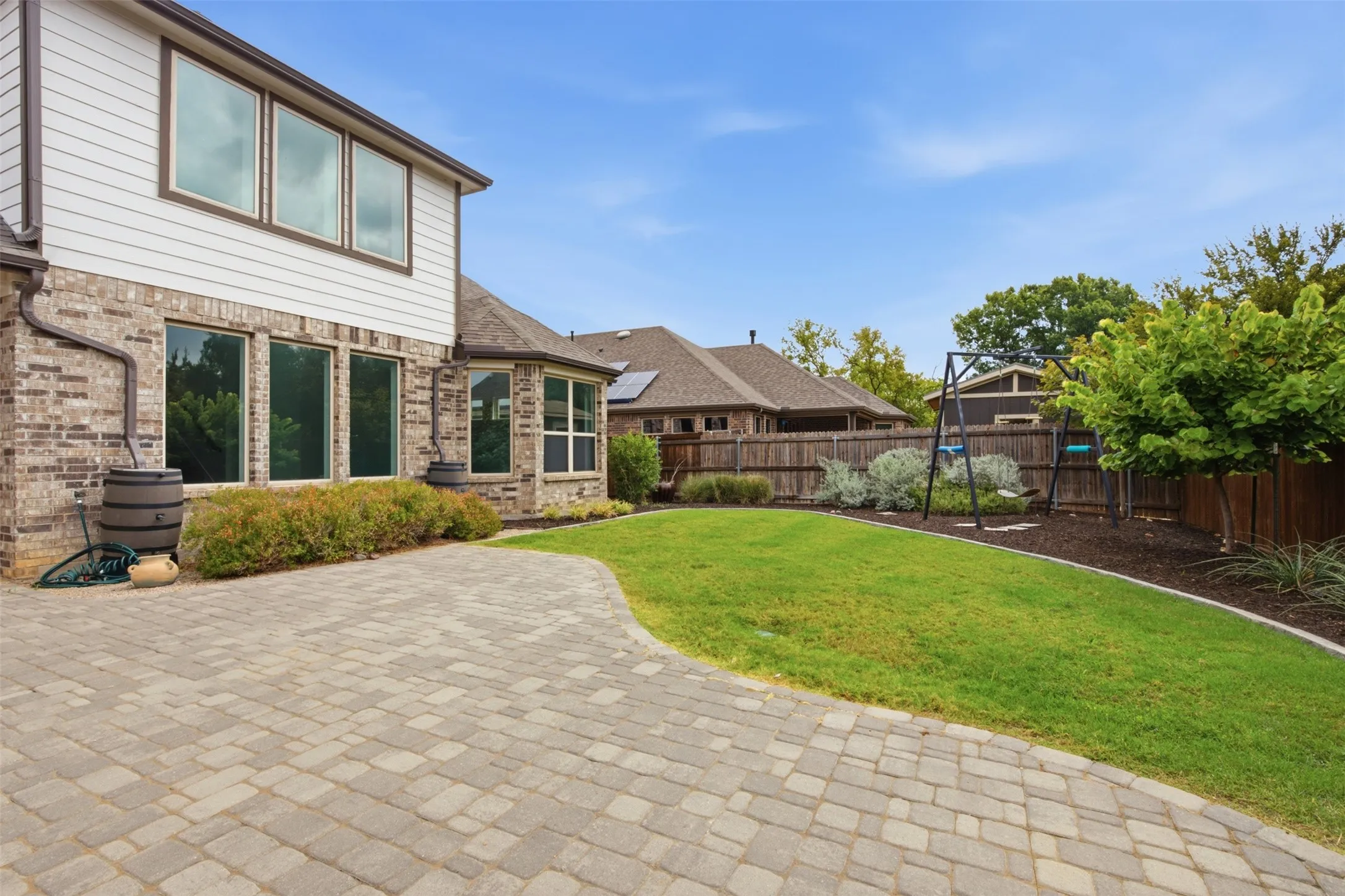 Single Family Residence For Rent in Denton County , 1121 Spanish Dove Drive, Little Elm, Texas 75068, 3 Bedroom, 3 Bathroom, 2 Garage spaces, 2,695 Sqft, built in 2019, mls#21378734, Real Estate Agent in Little Elm, Homes For Rent in Denton county, Homes For Rent in Little Elm, Realtor in Little Elm Texas, Real Estate Brokerage Independent Realty Texas, Luminita Cordes Realtor