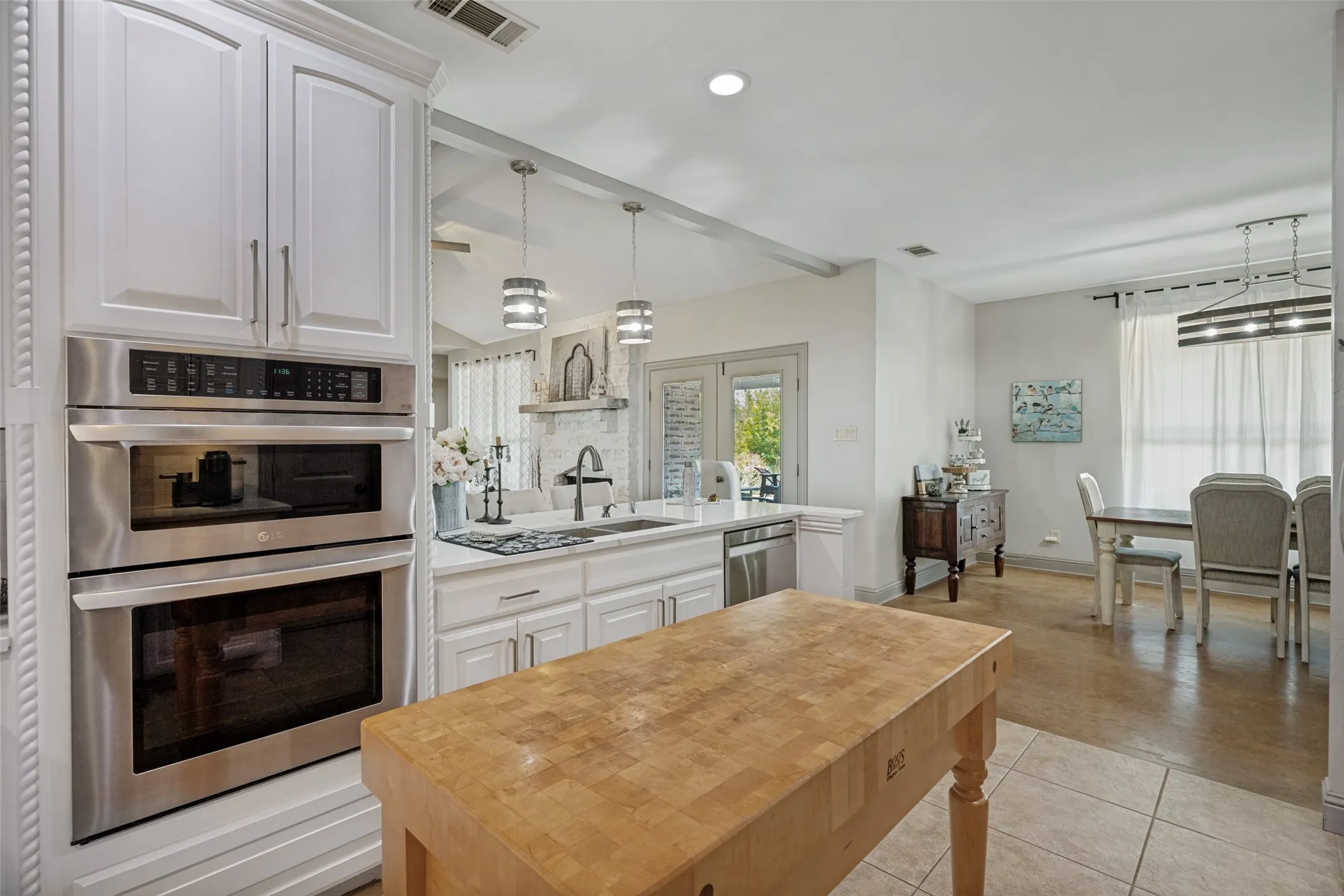 Single Family Residence For Rent in Collin County , 1177 LONE STAR Road, Celina, Texas 75009, 4 Bedroom, 3 Bathroom, 2 Garage spaces, 2,689 Sqft, built in 2004, mls#21376523, Real Estate Agent in Celina, Homes For Rent in Collin county, Homes For Rent in Celina, Realtor in Celina Texas, Real Estate Brokerage Independent Realty Texas, Luminita Cordes Realtor