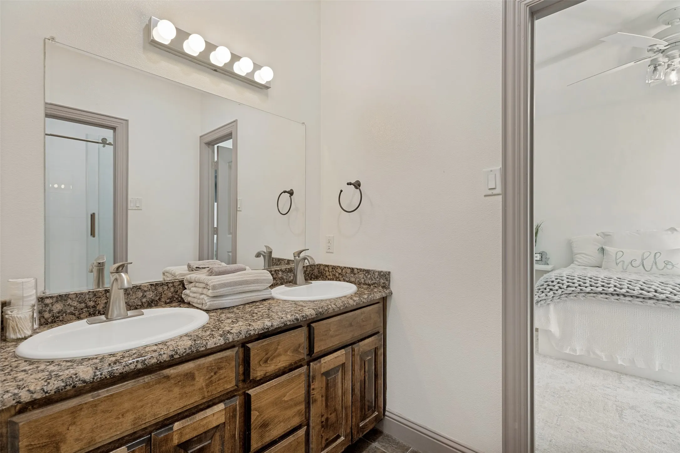 Single Family Residence For Rent in Collin County , 1177 LONE STAR Road, Celina, Texas 75009, 4 Bedroom, 3 Bathroom, 2 Garage spaces, 2,689 Sqft, built in 2004, mls#21376523, Real Estate Agent in Celina, Homes For Rent in Collin county, Homes For Rent in Celina, Realtor in Celina Texas, Real Estate Brokerage Independent Realty Texas, Luminita Cordes Realtor