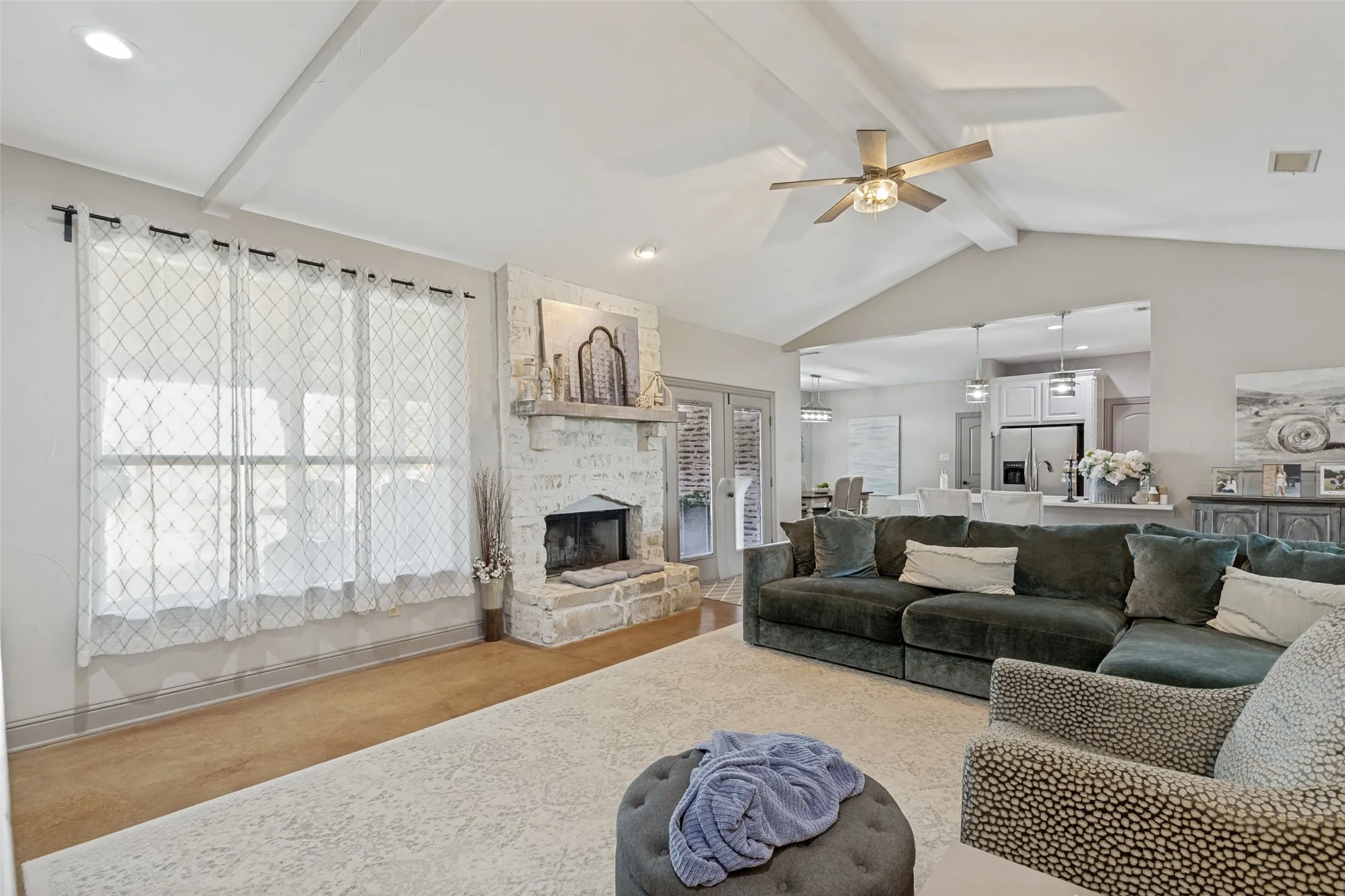 Single Family Residence For Rent in Collin County , 1177 LONE STAR Road, Celina, Texas 75009, 4 Bedroom, 3 Bathroom, 2 Garage spaces, 2,689 Sqft, built in 2004, mls#21376523, Real Estate Agent in Celina, Homes For Rent in Collin county, Homes For Rent in Celina, Realtor in Celina Texas, Real Estate Brokerage Independent Realty Texas, Luminita Cordes Realtor