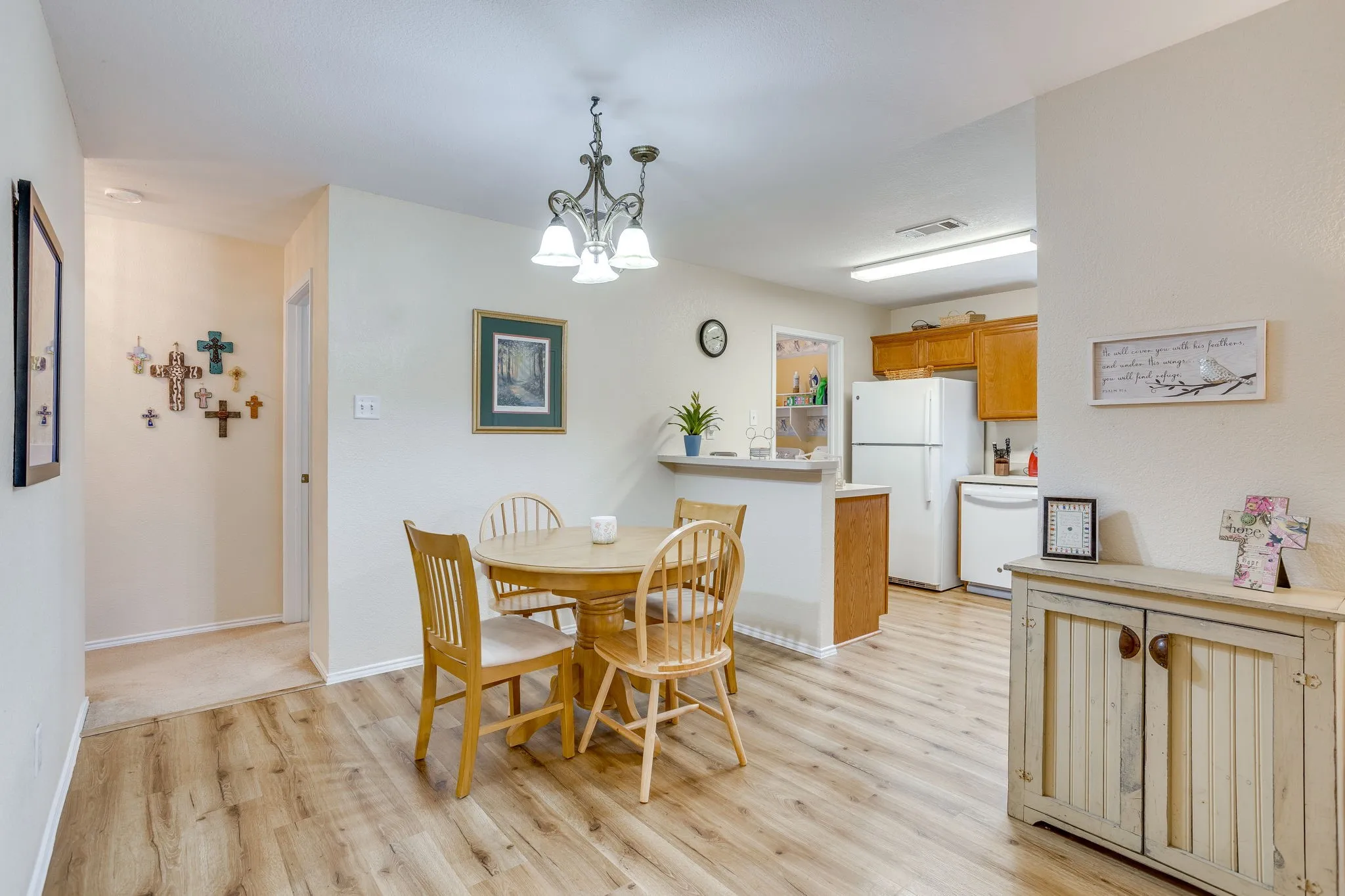 Single Family Residence For Sale in Tarrant County , 161 Adams Drive, Crowley, Texas 76036, 3 Bedroom, 2 Bathroom, 2 Garage spaces, 1,530 Sqft, built in 2002, mls#21379206, Real Estate Agent in Crowley, Homes For Sale in Tarrant county, Homes For Sale in Crowley, Realtor in Crowley Texas, Real Estate Brokerage Independent Realty Texas, Luminita Cordes Realtor