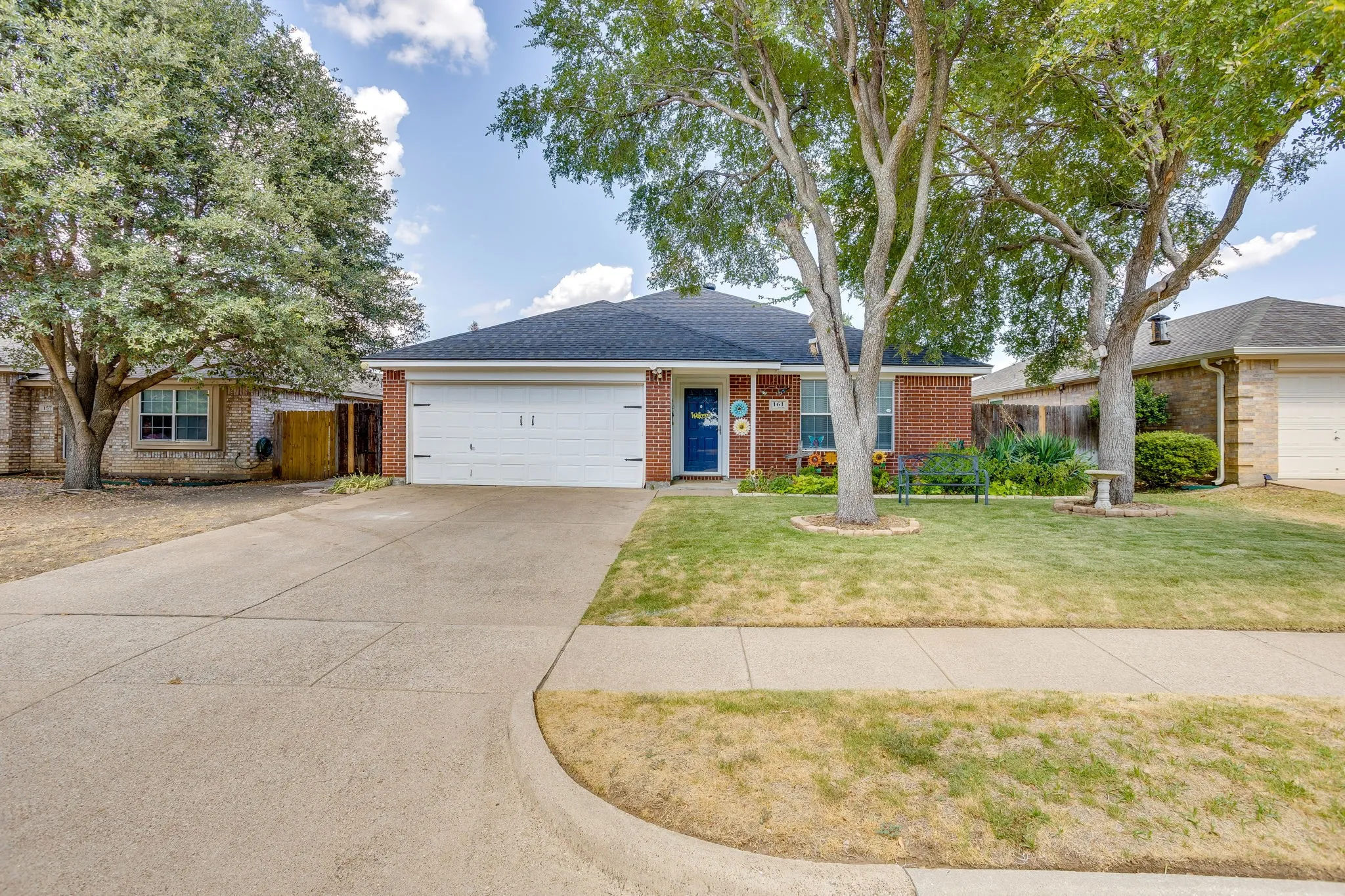 Single Family Residence For Sale in Tarrant County , 161 Adams Drive, Crowley, Texas 76036, 3 Bedroom, 2 Bathroom, 2 Garage spaces, 1,530 Sqft, built in 2002, mls#21379206, Real Estate Agent in Crowley, Homes For Sale in Tarrant county, Homes For Sale in Crowley, Realtor in Crowley Texas, Real Estate Brokerage Independent Realty Texas, Luminita Cordes Realtor