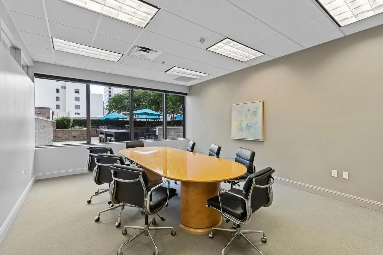 Condominium For Rent in Dallas County , 1200 Main Street 902, Dallas, Texas 75202, 1 Bedroom, 1 Bathroom, 1 Garage spaces, 660 Sqft, built in 1974, mls#21378163, Real Estate Agent in Dallas, Homes For Rent in Dallas county, Homes For Rent in Dallas, Realtor in Dallas Texas, Real Estate Brokerage Independent Realty Texas, Luminita Cordes Realtor