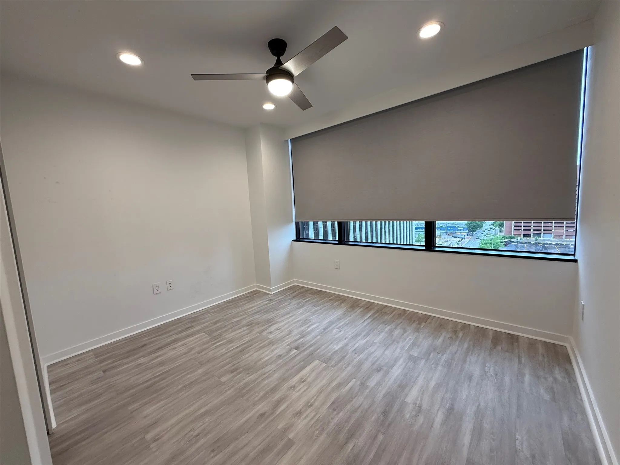 Condominium For Rent in Dallas County , 1200 Main Street 902, Dallas, Texas 75202, 1 Bedroom, 1 Bathroom, 1 Garage spaces, 660 Sqft, built in 1974, mls#21378163, Real Estate Agent in Dallas, Homes For Rent in Dallas county, Homes For Rent in Dallas, Realtor in Dallas Texas, Real Estate Brokerage Independent Realty Texas, Luminita Cordes Realtor