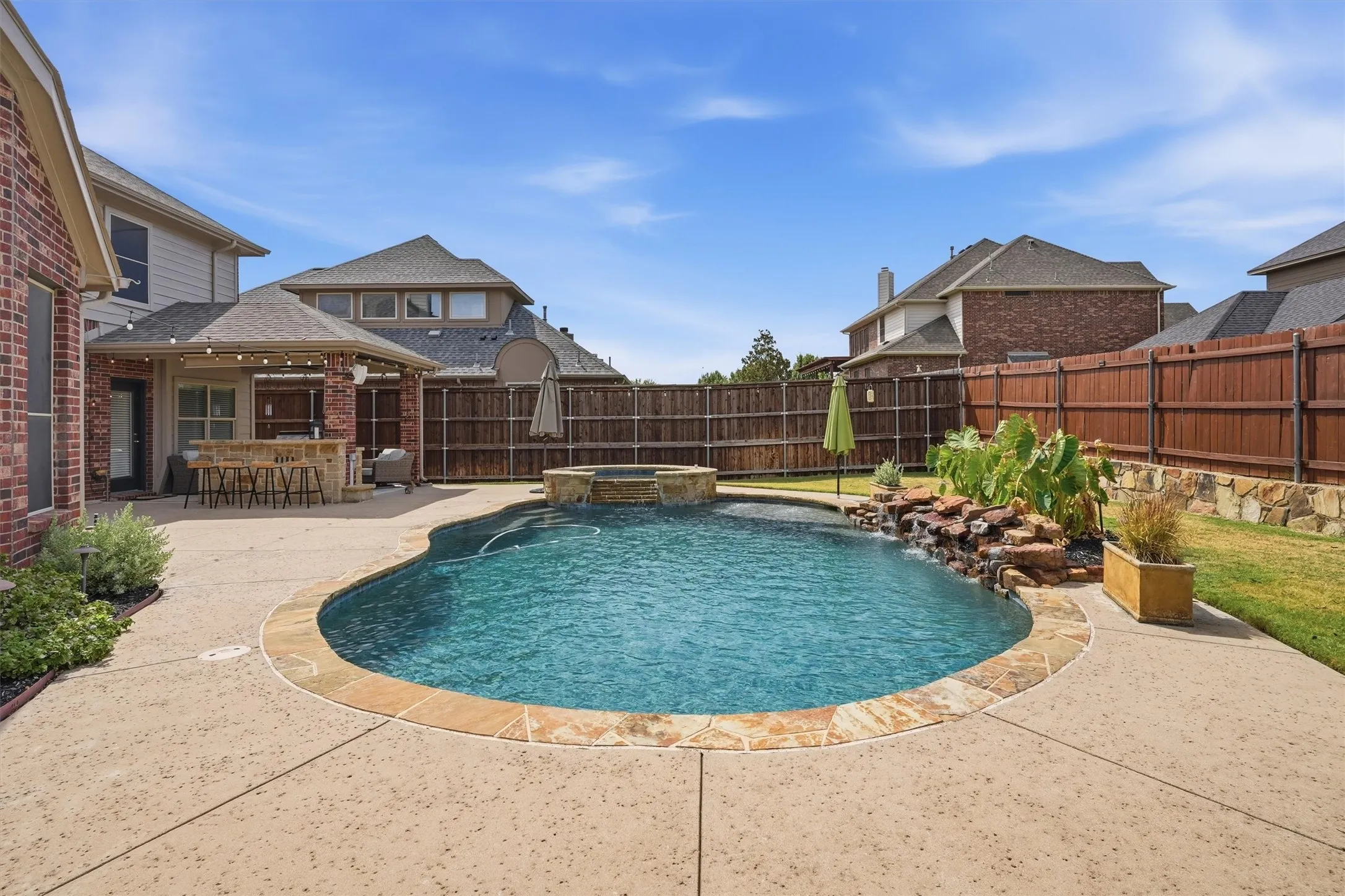 Single Family Residence For Sale in Denton County , 15821 Bent Rose Way, Fort Worth, Texas 76177, 4 Bedroom, 3 Bathroom, 3 Garage spaces, 3,247 Sqft, built in 2010, mls#21367014, Real Estate Agent in Fort Worth, Homes For Sale in Denton county, Homes For Sale in Fort Worth, Realtor in Fort Worth Texas, Real Estate Brokerage Independent Realty Texas, Luminita Cordes Realtor