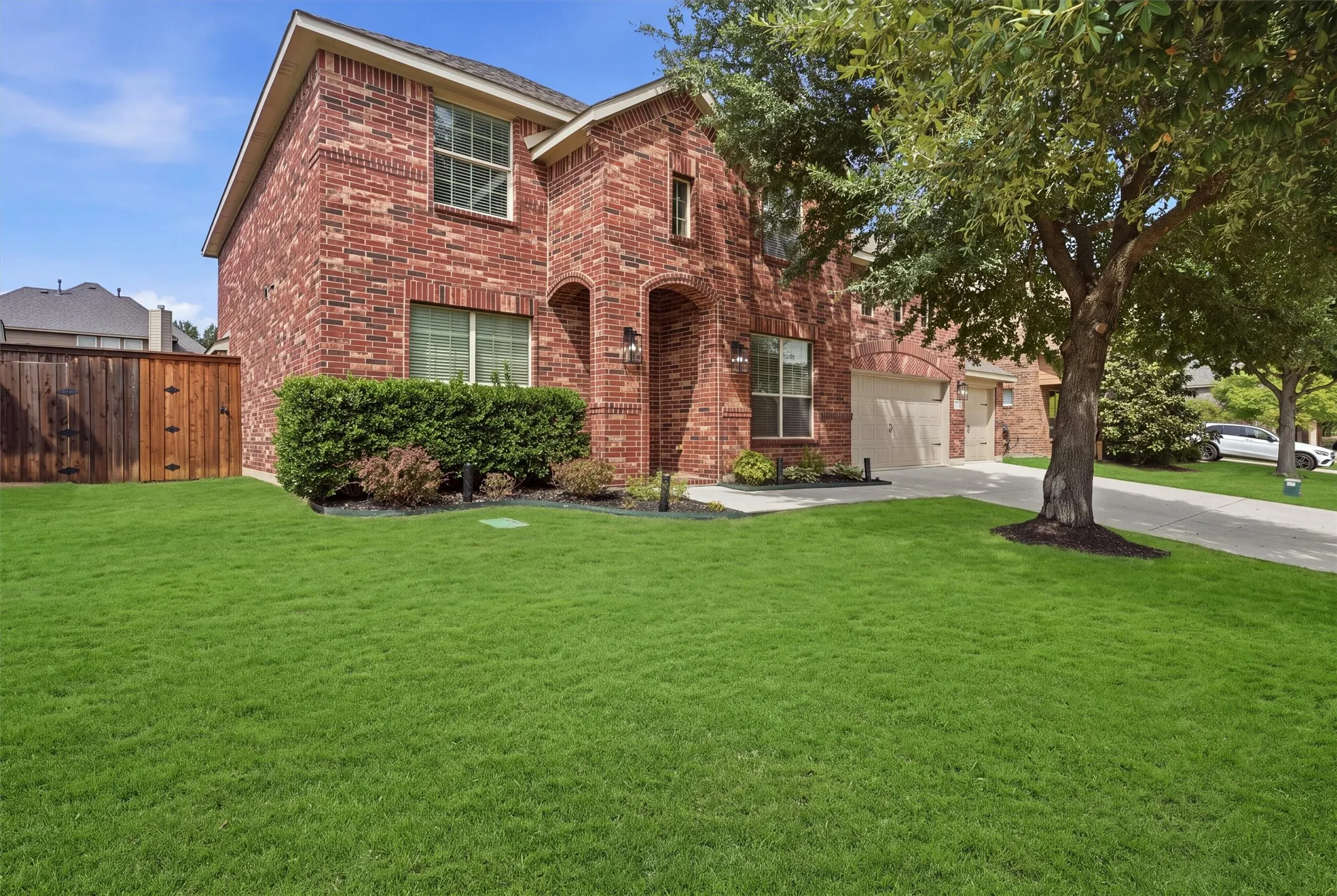 Single Family Residence For Sale in Denton County , 15821 Bent Rose Way, Fort Worth, Texas 76177, 4 Bedroom, 3 Bathroom, 3 Garage spaces, 3,247 Sqft, built in 2010, mls#21367014, Real Estate Agent in Fort Worth, Homes For Sale in Denton county, Homes For Sale in Fort Worth, Realtor in Fort Worth Texas, Real Estate Brokerage Independent Realty Texas, Luminita Cordes Realtor