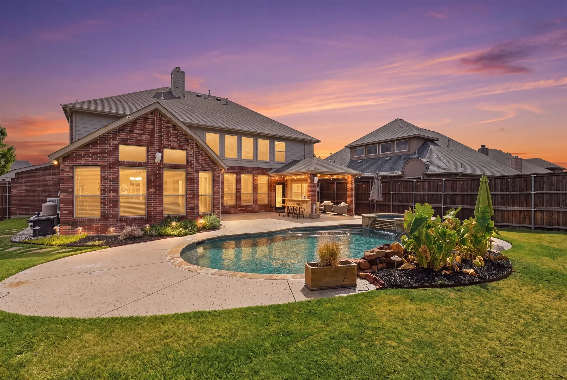 Single Family Residence For Sale in Denton County , 15821 Bent Rose Way, Fort Worth, Texas 76177, 4 Bedroom, 3 Bathroom, 3 Garage spaces, 3,247 Sqft, built in 2010, mls#21367014, Real Estate Agent in Fort Worth, Homes For Sale in Denton county, Homes For Sale in Fort Worth, Realtor in Fort Worth Texas, Real Estate Brokerage Independent Realty Texas, Luminita Cordes Realtor