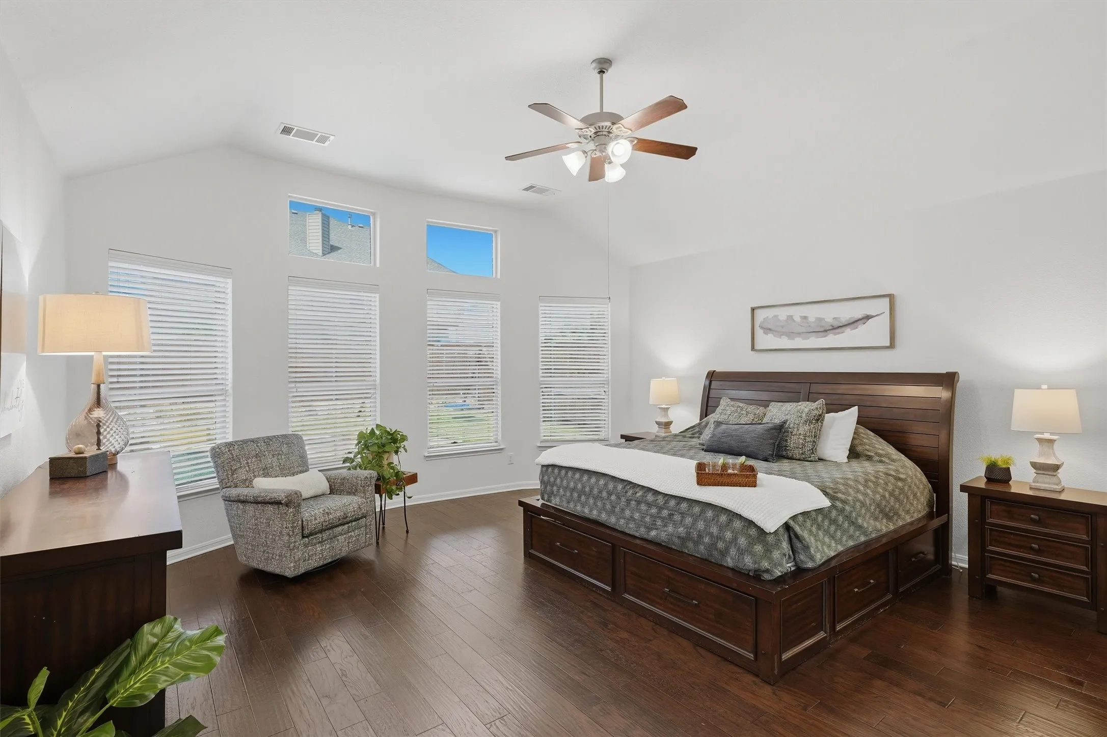 Single Family Residence For Sale in Denton County , 15821 Bent Rose Way, Fort Worth, Texas 76177, 4 Bedroom, 3 Bathroom, 3 Garage spaces, 3,247 Sqft, built in 2010, mls#21367014, Real Estate Agent in Fort Worth, Homes For Sale in Denton county, Homes For Sale in Fort Worth, Realtor in Fort Worth Texas, Real Estate Brokerage Independent Realty Texas, Luminita Cordes Realtor