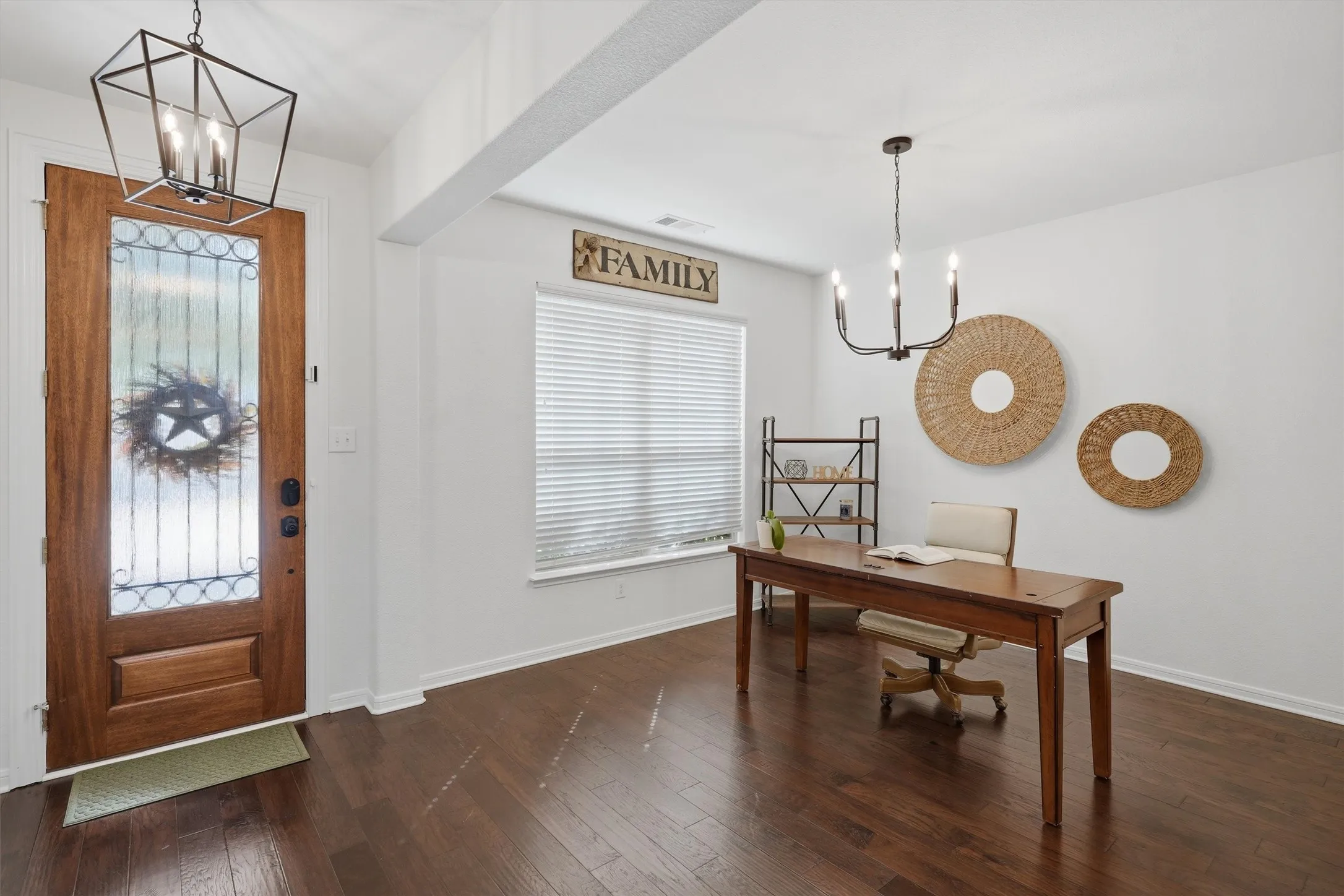 Single Family Residence For Sale in Denton County , 15821 Bent Rose Way, Fort Worth, Texas 76177, 4 Bedroom, 3 Bathroom, 3 Garage spaces, 3,247 Sqft, built in 2010, mls#21367014, Real Estate Agent in Fort Worth, Homes For Sale in Denton county, Homes For Sale in Fort Worth, Realtor in Fort Worth Texas, Real Estate Brokerage Independent Realty Texas, Luminita Cordes Realtor
