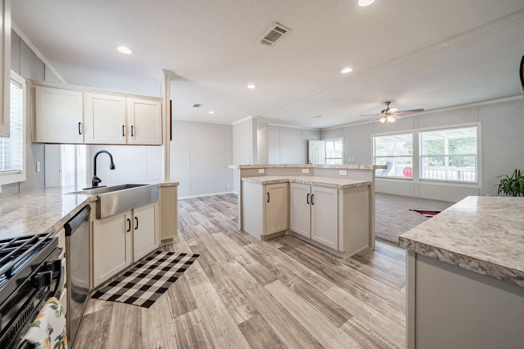 Mobile Home For Sale in Jones County , 802 S Swenson Street, Stamford, Texas 79553, 3 Bedroom, 2 Bathroom, Garage spaces, 1,458 Sqft, built in 2021, mls#21379153, Real Estate Agent in Stamford, Homes For Sale in Jones county, Homes For Sale in Stamford, Realtor in Stamford Texas, Real Estate Brokerage Independent Realty Texas, Luminita Cordes Realtor