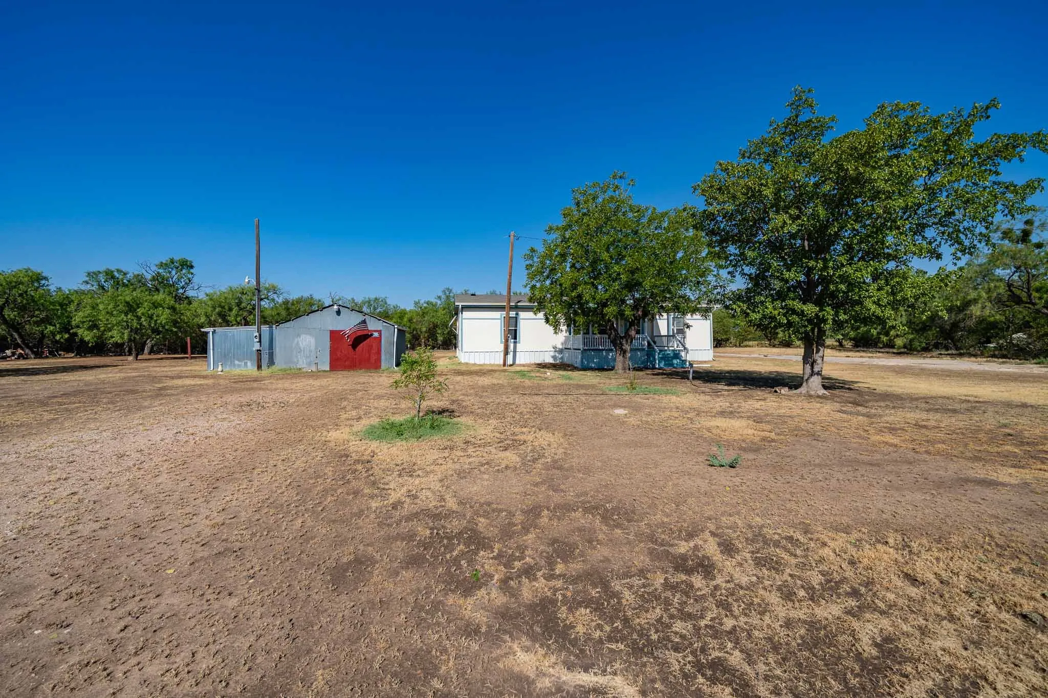 Mobile Home For Sale in Jones County , 802 S Swenson Street, Stamford, Texas 79553, 3 Bedroom, 2 Bathroom, Garage spaces, 1,458 Sqft, built in 2021, mls#21379153, Real Estate Agent in Stamford, Homes For Sale in Jones county, Homes For Sale in Stamford, Realtor in Stamford Texas, Real Estate Brokerage Independent Realty Texas, Luminita Cordes Realtor