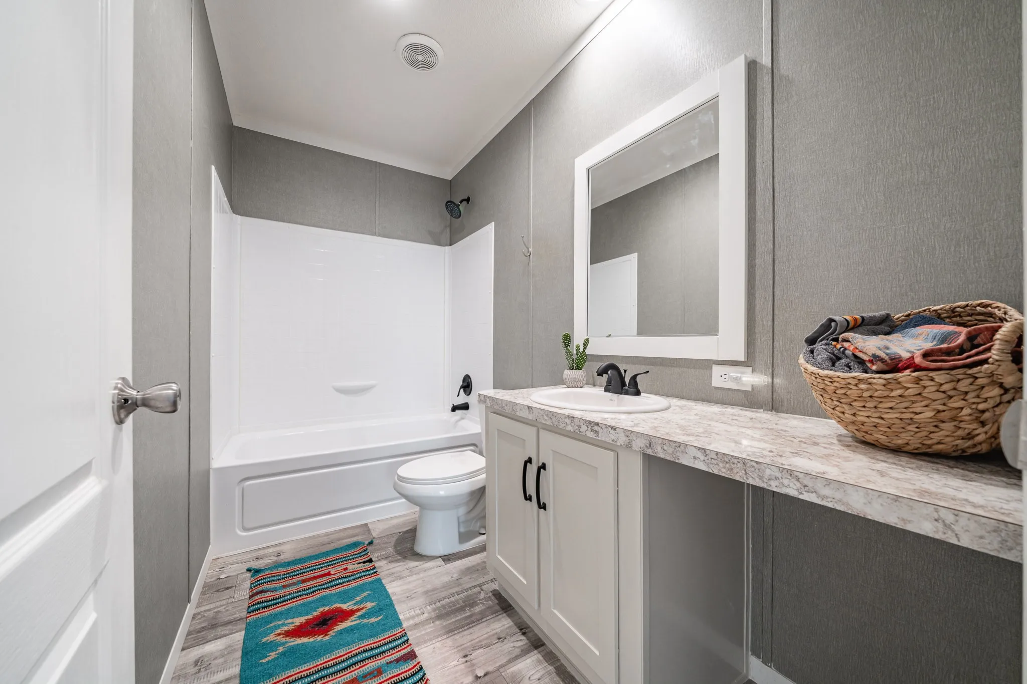 Mobile Home For Sale in Jones County , 802 S Swenson Street, Stamford, Texas 79553, 3 Bedroom, 2 Bathroom, Garage spaces, 1,458 Sqft, built in 2021, mls#21379153, Real Estate Agent in Stamford, Homes For Sale in Jones county, Homes For Sale in Stamford, Realtor in Stamford Texas, Real Estate Brokerage Independent Realty Texas, Luminita Cordes Realtor