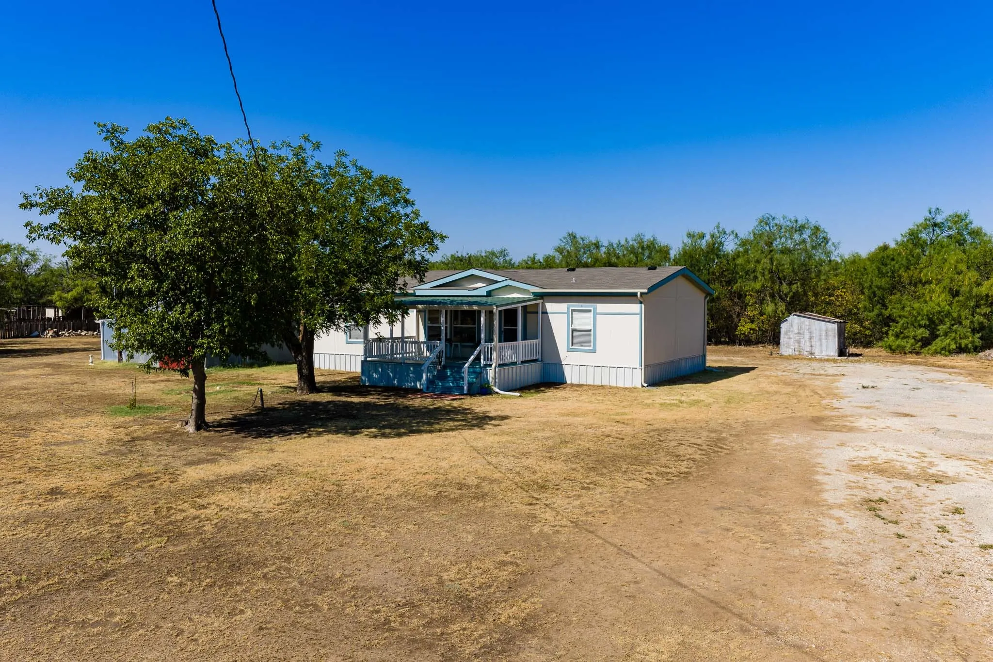 Mobile Home For Sale in Jones County , 802 S Swenson Street, Stamford, Texas 79553, 3 Bedroom, 2 Bathroom, Garage spaces, 1,458 Sqft, built in 2021, mls#21379153, Real Estate Agent in Stamford, Homes For Sale in Jones county, Homes For Sale in Stamford, Realtor in Stamford Texas, Real Estate Brokerage Independent Realty Texas, Luminita Cordes Realtor