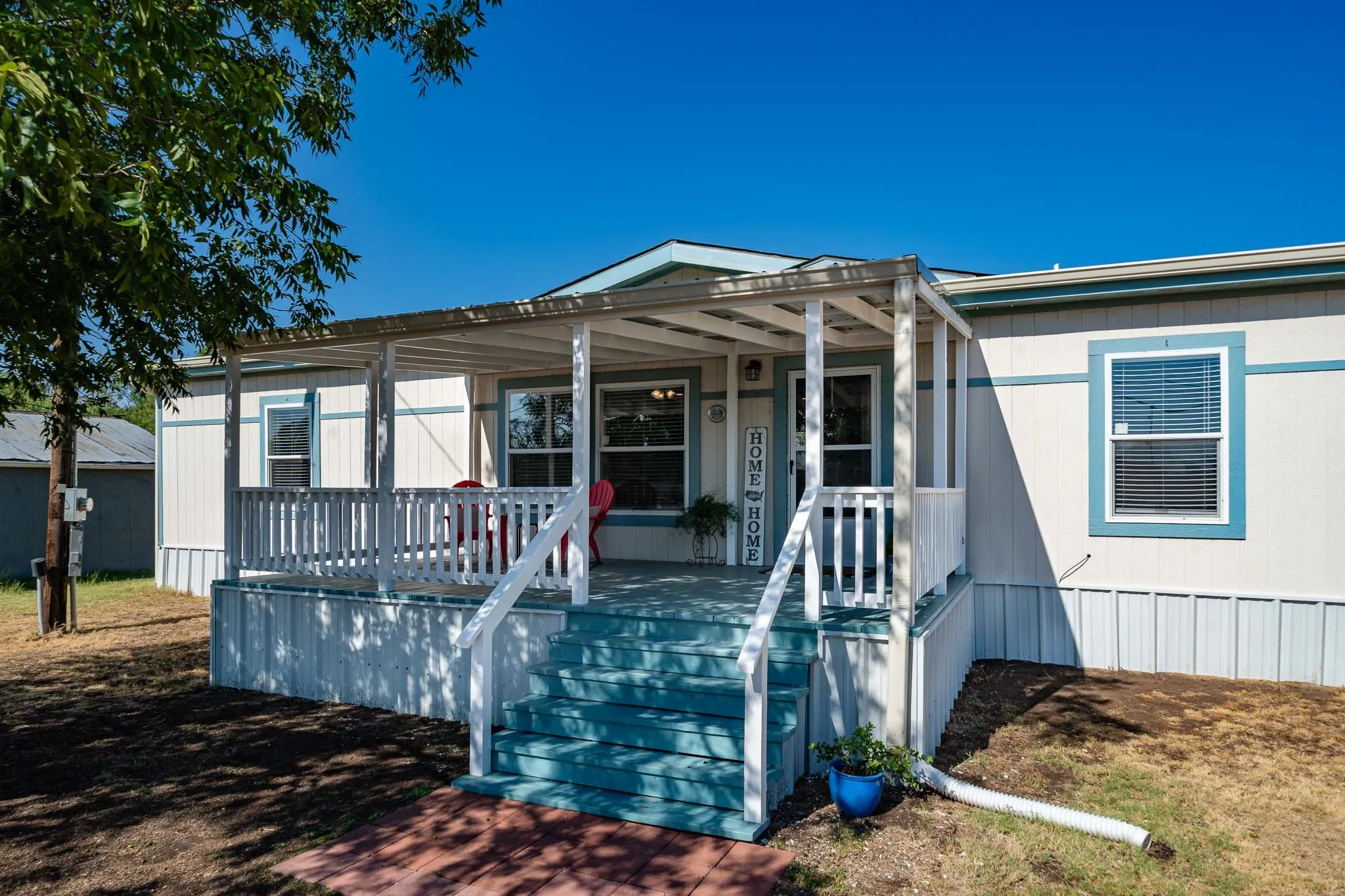 Mobile Home For Sale in Jones County , 802 S Swenson Street, Stamford, Texas 79553, 3 Bedroom, 2 Bathroom, Garage spaces, 1,458 Sqft, built in 2021, mls#21379153, Real Estate Agent in Stamford, Homes For Sale in Jones county, Homes For Sale in Stamford, Realtor in Stamford Texas, Real Estate Brokerage Independent Realty Texas, Luminita Cordes Realtor
