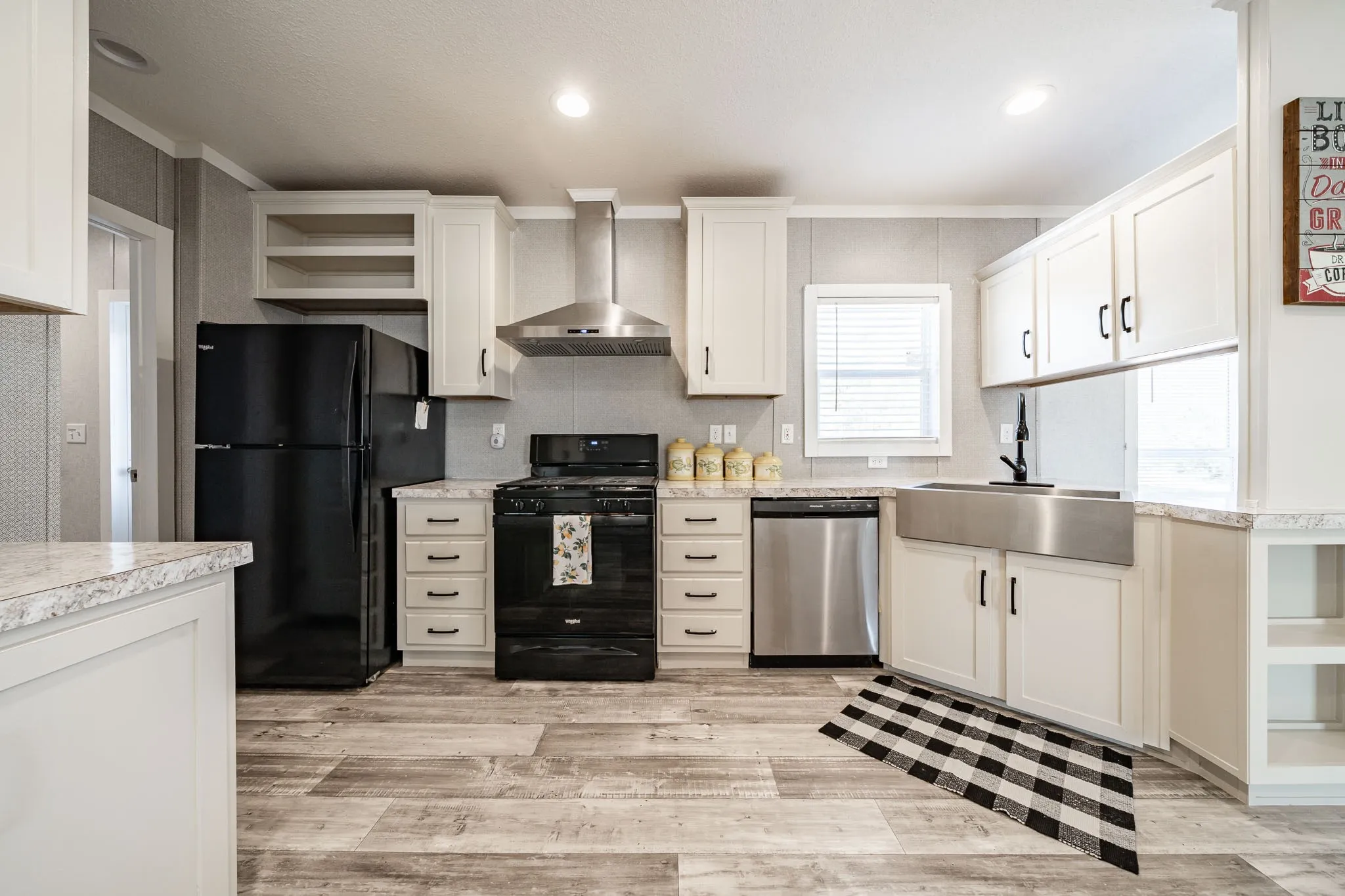 Mobile Home For Sale in Jones County , 802 S Swenson Street, Stamford, Texas 79553, 3 Bedroom, 2 Bathroom, Garage spaces, 1,458 Sqft, built in 2021, mls#21379153, Real Estate Agent in Stamford, Homes For Sale in Jones county, Homes For Sale in Stamford, Realtor in Stamford Texas, Real Estate Brokerage Independent Realty Texas, Luminita Cordes Realtor