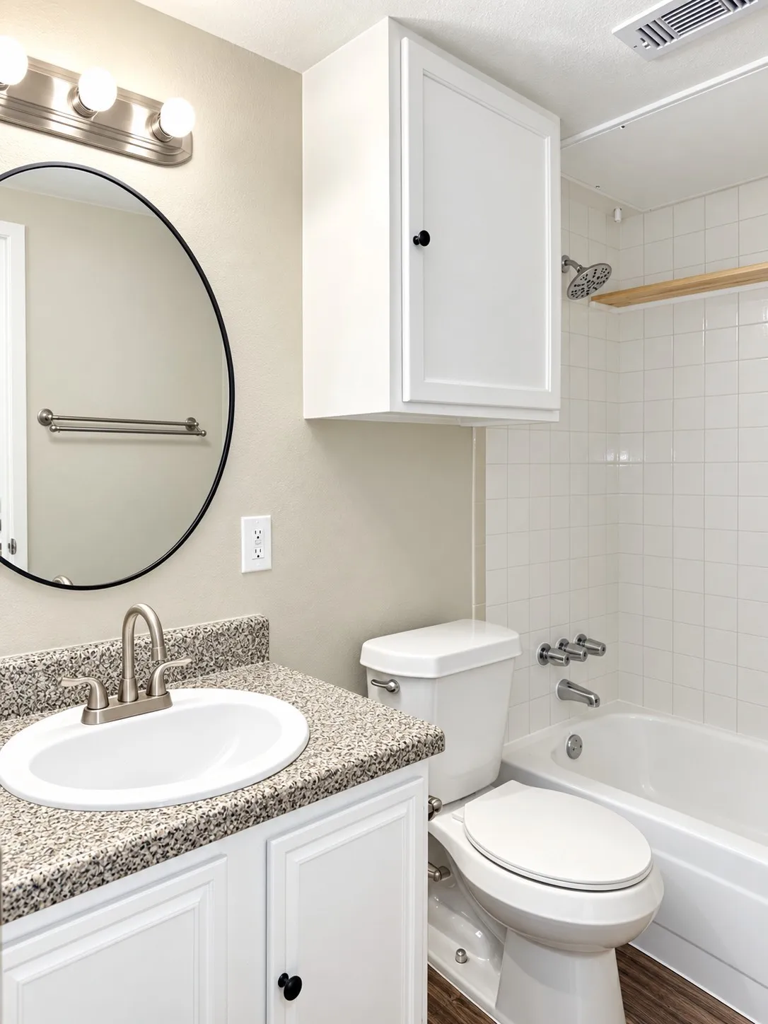 Condominium For Sale in Dallas County , 4653 Country Creek Drive 1124, Dallas, Texas 75236, 2 Bedroom, 2 Bathroom, Garage spaces, 1,046 Sqft, built in 1974, mls#21379387, Real Estate Agent in Dallas, Homes For Sale in Dallas county, Homes For Sale in Dallas, Realtor in Dallas Texas, Real Estate Brokerage Independent Realty Texas, Luminita Cordes Realtor