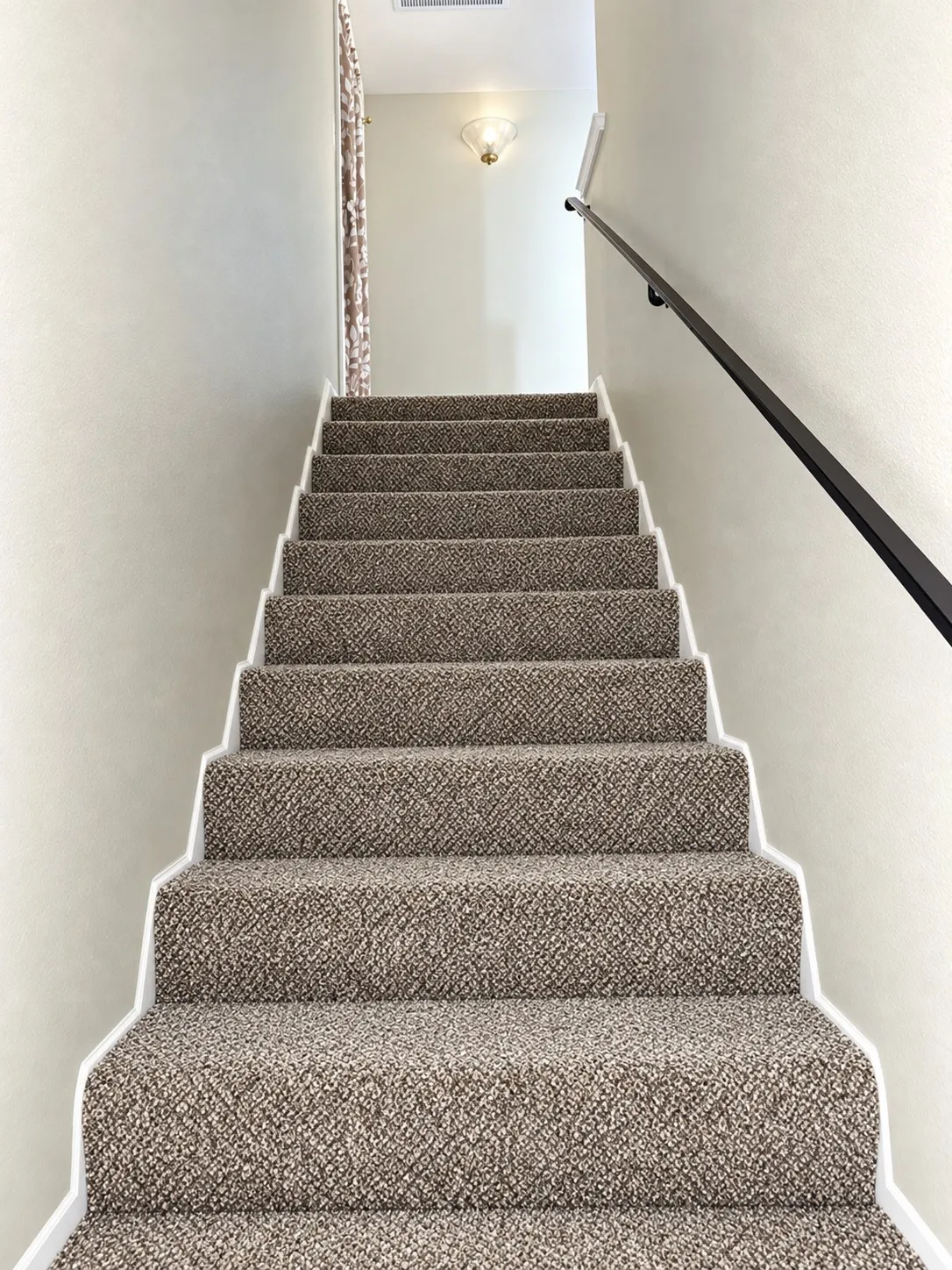 Condominium For Sale in Dallas County , 4653 Country Creek Drive 1124, Dallas, Texas 75236, 2 Bedroom, 2 Bathroom, Garage spaces, 1,046 Sqft, built in 1974, mls#21379387, Real Estate Agent in Dallas, Homes For Sale in Dallas county, Homes For Sale in Dallas, Realtor in Dallas Texas, Real Estate Brokerage Independent Realty Texas, Luminita Cordes Realtor