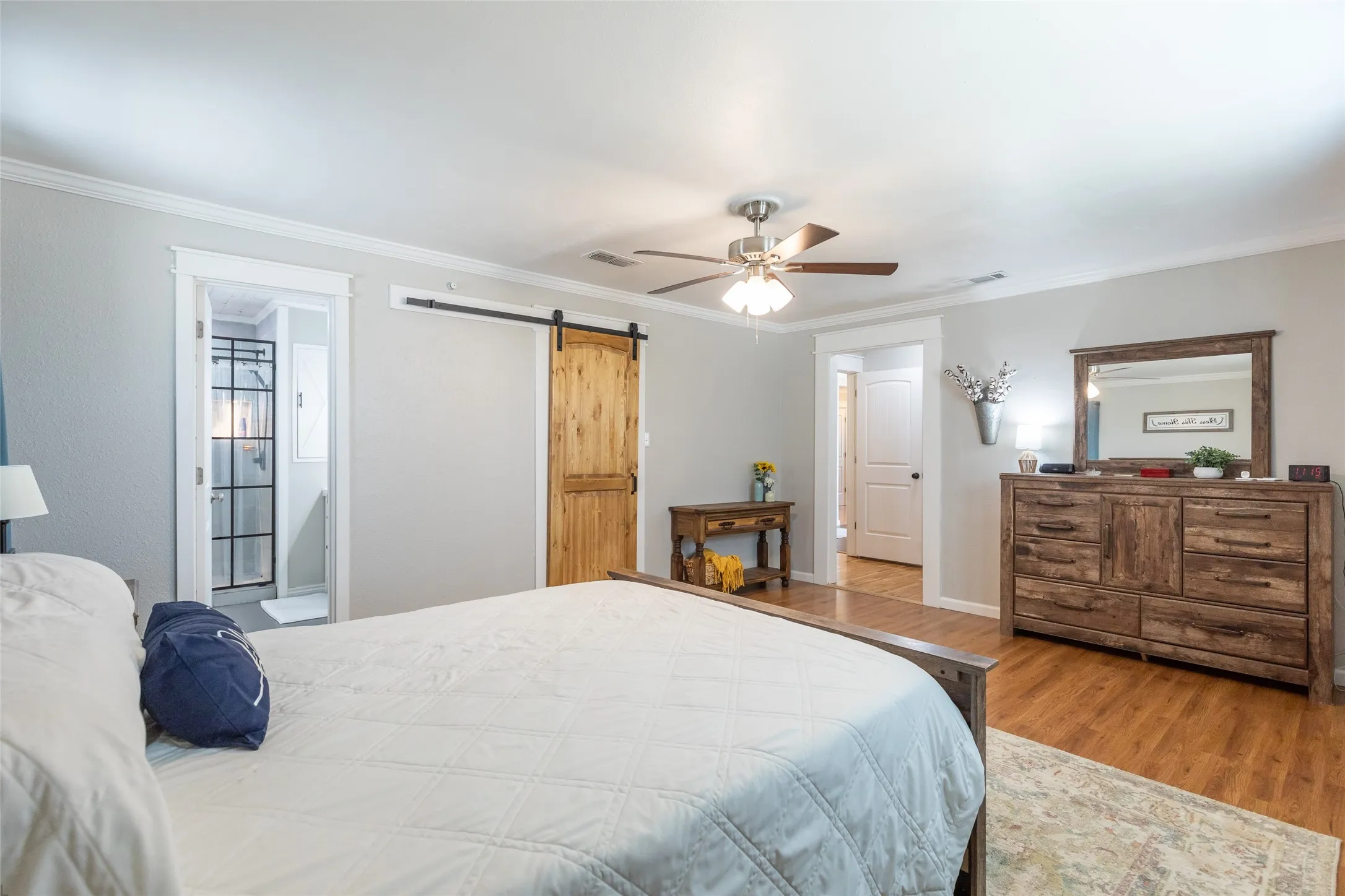 Single Family Residence For Sale in Taylor County , 390 Mesquite Lane, Abilene, Texas 79601, 4 Bedroom, 2 Bathroom, 3 Garage spaces, 2,202 Sqft, built in 1985, mls#21379295, Real Estate Agent in Abilene, Homes For Sale in Taylor county, Homes For Sale in Abilene, Realtor in Abilene Texas, Real Estate Brokerage Independent Realty Texas, Luminita Cordes Realtor