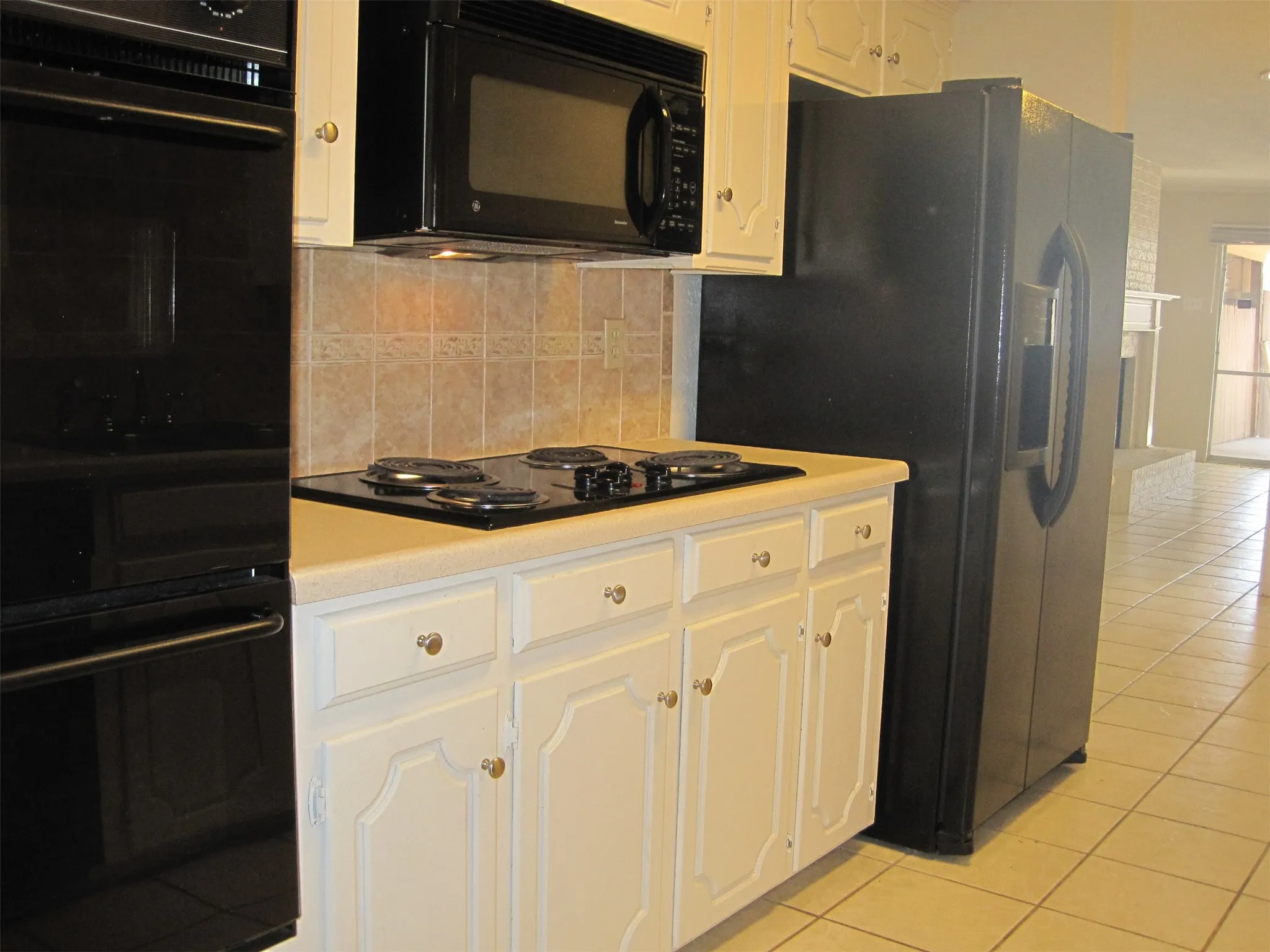 Duplex For Rent in Dallas County , 6128 Rincon Way, Dallas, Texas 75214, 3 Bedroom, 3 Bathroom, 2 Garage spaces, 1,856 Sqft, built in 1970, mls#21373648, Real Estate Agent in Dallas, Homes For Rent in Dallas county, Homes For Rent in Dallas, Realtor in Dallas Texas, Real Estate Brokerage Independent Realty Texas, Luminita Cordes Realtor