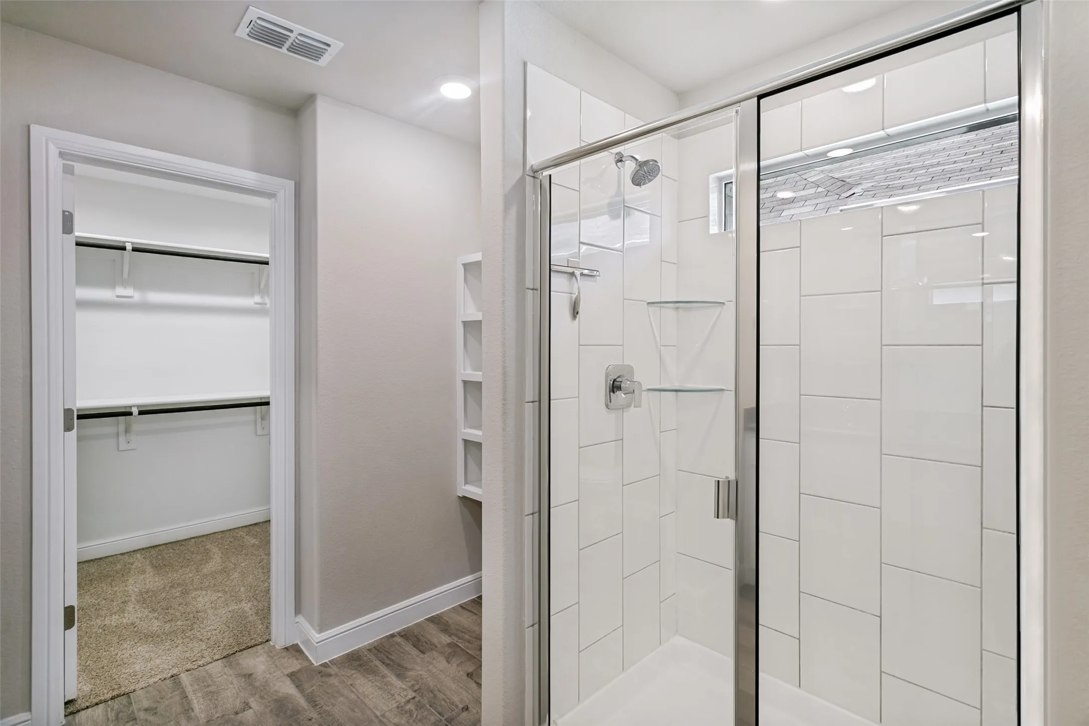 Single Family Residence For Rent in Johnson County , 1608 Central Park Drive, Alvarado, Texas 76009, 4 Bedroom, 2 Bathroom, 2 Garage spaces, 2,617 Sqft, built in 2023, mls#21377492, Real Estate Agent in Alvarado, Homes For Rent in Johnson county, Homes For Rent in Alvarado, Realtor in Alvarado Texas, Real Estate Brokerage Independent Realty Texas, Luminita Cordes Realtor