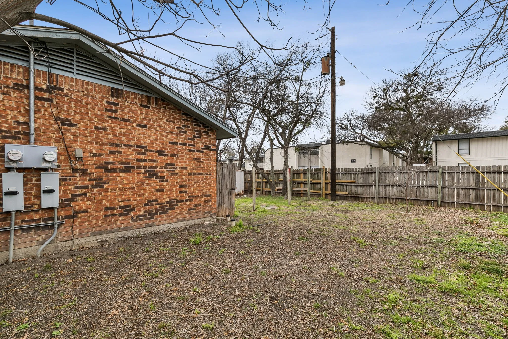 Duplex For Rent in Dallas County , 1823 Randolph Drive, Garland, Texas 75041, 2 Bedroom, 1 Bathroom, Garage spaces, 847 Sqft, built in 1980, mls#21336301, Real Estate Agent in Garland, Homes For Rent in Dallas county, Homes For Rent in Garland, Realtor in Garland Texas, Real Estate Brokerage Independent Realty Texas, Luminita Cordes Realtor