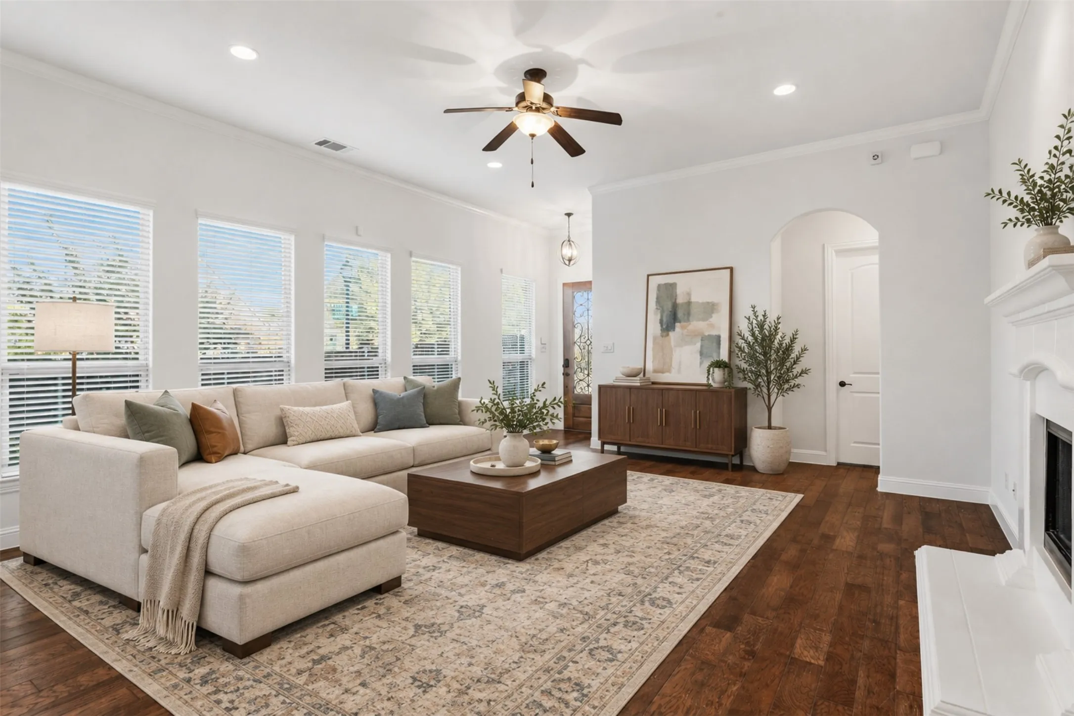 Single Family Residence For Sale in Denton County , 688 Kimblewick Drive, Frisco, Texas 75036, 3 Bedroom, 2 Bathroom, 2 Garage spaces, 1,909 Sqft, built in 2015, mls#21317279, Real Estate Agent in Frisco, Homes For Sale in Denton county, Homes For Sale in Frisco, Realtor in Frisco Texas, Real Estate Brokerage Independent Realty Texas, Luminita Cordes Realtor