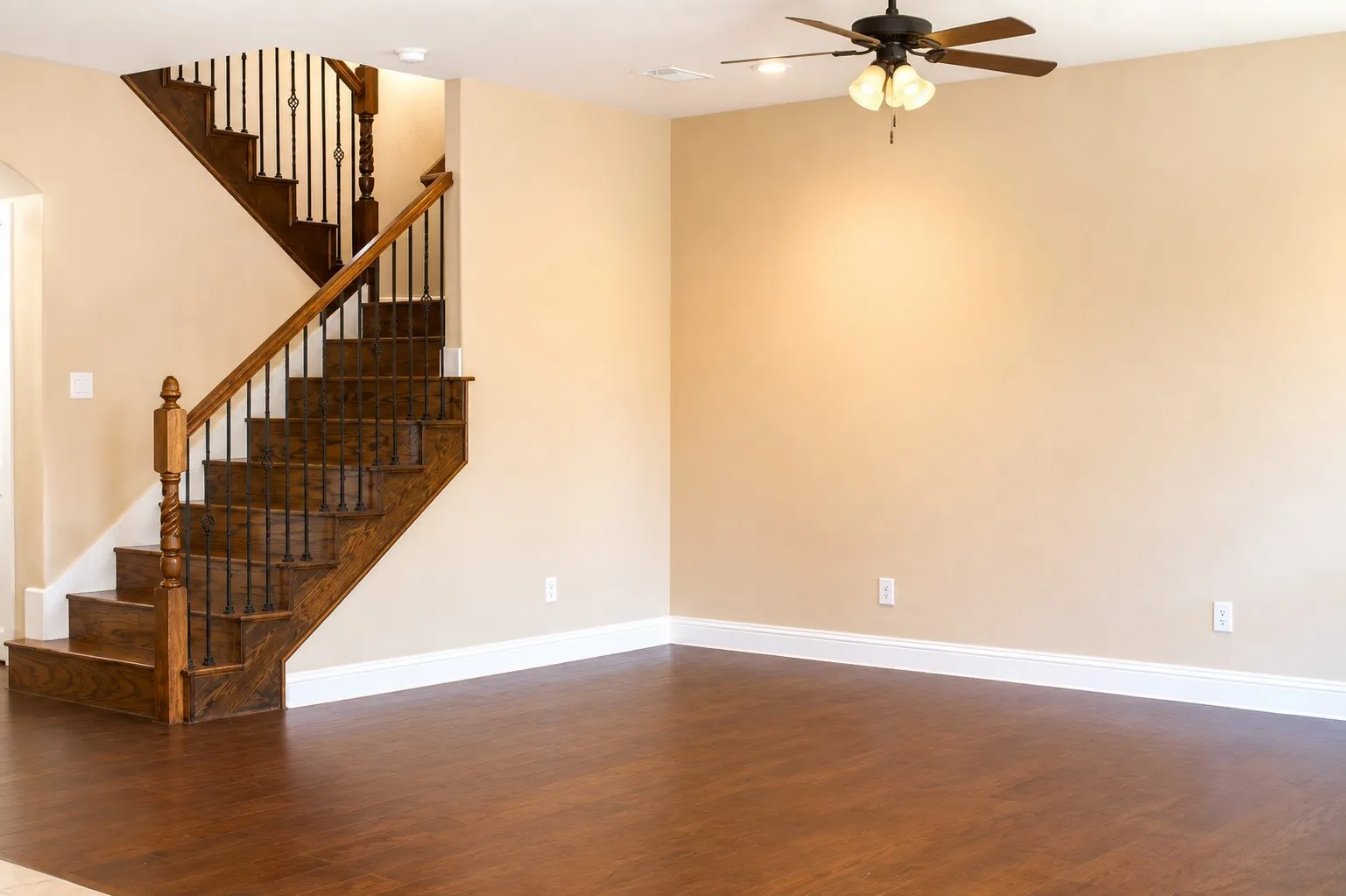 Single Family Residence For Sale in Collin County , 606 Seneca Boulevard, Mc Kinney, Texas 75069, 4 Bedroom, 4 Bathroom, 1 Garage spaces, 2,739 Sqft, built in 2018, mls#21376134, Real Estate Agent in Mc Kinney, Homes For Sale in Collin county, Homes For Sale in Mc Kinney, Realtor in Mc Kinney Texas, Real Estate Brokerage Independent Realty Texas, Luminita Cordes Realtor