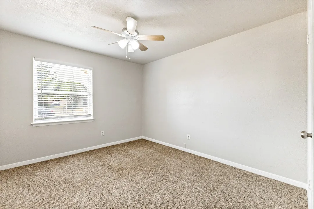 Single Family Residence For Sale in Dallas County , 2922 Fair Meadow Drive, Garland, Texas 75044, 3 Bedroom, 2 Bathroom, 2 Garage spaces, 1,482 Sqft, built in 1977, mls#21379433, Real Estate Agent in Garland, Homes For Sale in Dallas county, Homes For Sale in Garland, Realtor in Garland Texas, Real Estate Brokerage Independent Realty Texas, Luminita Cordes Realtor