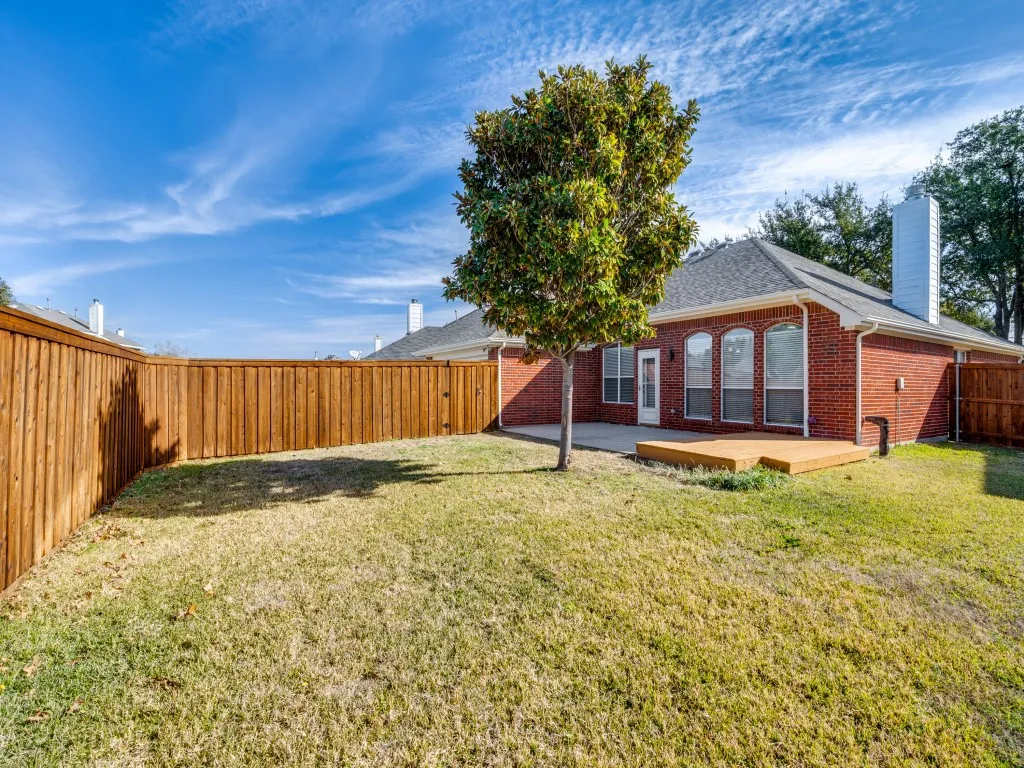 Single Family Residence For Rent in Collin County , 6551 Fairlawn Drive, Frisco, Texas 75035, 3 Bedroom, 2 Bathroom, 2 Garage spaces, 1,890 Sqft, built in 1999, mls#21379423, Real Estate Agent in Frisco, Homes For Rent in Collin county, Homes For Rent in Frisco, Realtor in Frisco Texas, Real Estate Brokerage Independent Realty Texas, Luminita Cordes Realtor