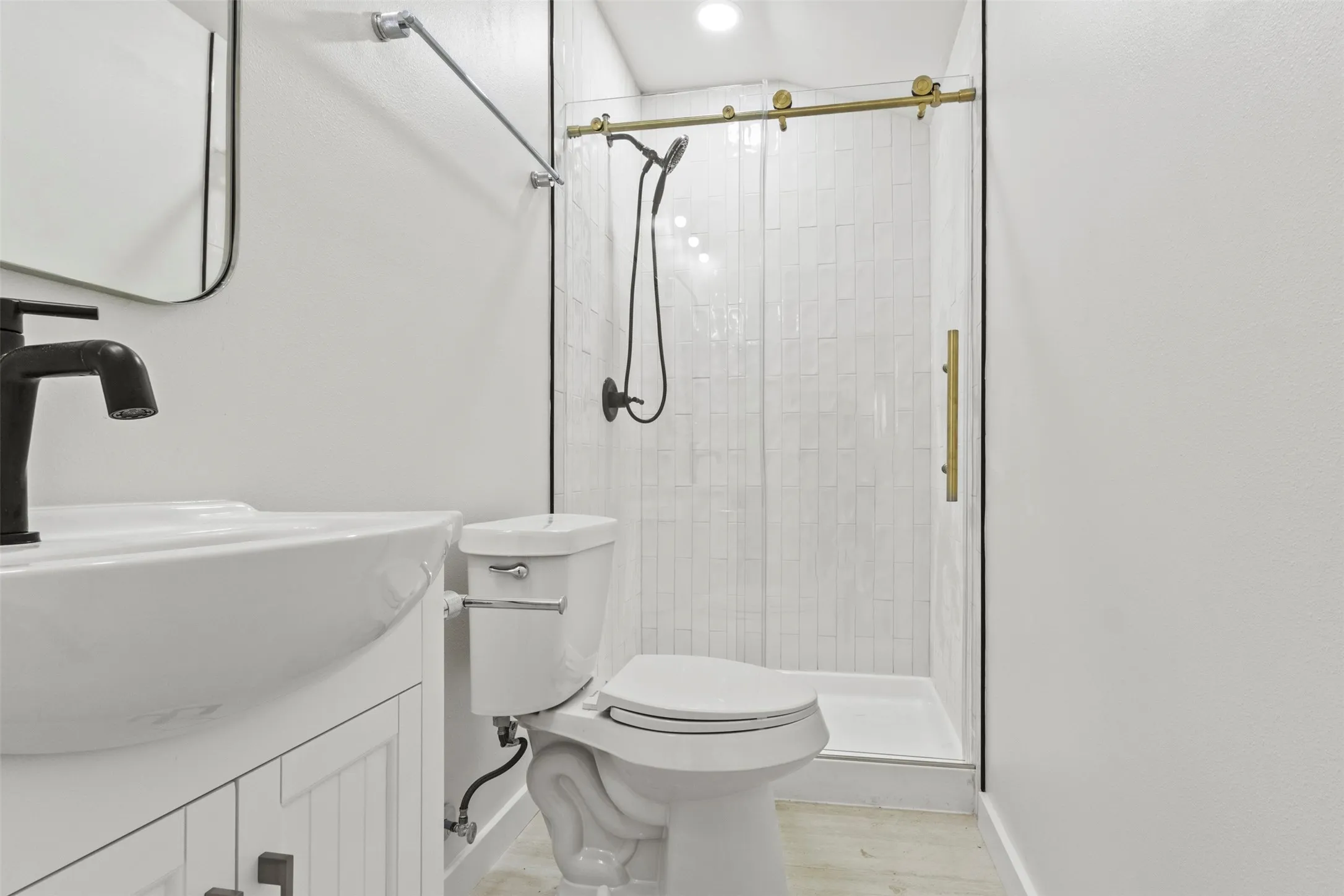 Single Family Residence For Rent in Collin County , 601 Pearson Avenue B, Mc Kinney, Texas 75069, 1 Bedroom, 1 Bathroom, Garage spaces, 500 Sqft, built in 1965, mls#21378713, Real Estate Agent in Mc Kinney, Homes For Rent in Collin county, Homes For Rent in Mc Kinney, Realtor in Mc Kinney Texas, Real Estate Brokerage Independent Realty Texas, Luminita Cordes Realtor