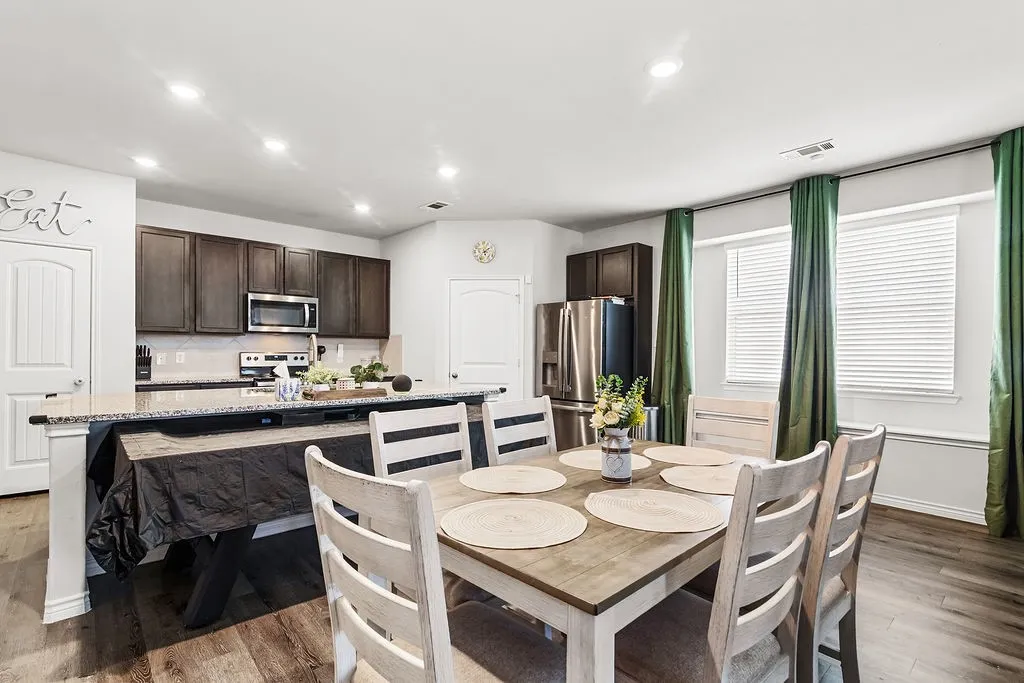 Single Family Residence For Sale in Tarrant County , 8317 Horned Maple Trail, Fort Worth, Texas 76123, 3 Bedroom, 2 Bathroom, 2 Garage spaces, 1,620 Sqft, built in 2021, mls#21379439, Real Estate Agent in Fort Worth, Homes For Sale in Tarrant county, Homes For Sale in Fort Worth, Realtor in Fort Worth Texas, Real Estate Brokerage Independent Realty Texas, Luminita Cordes Realtor
