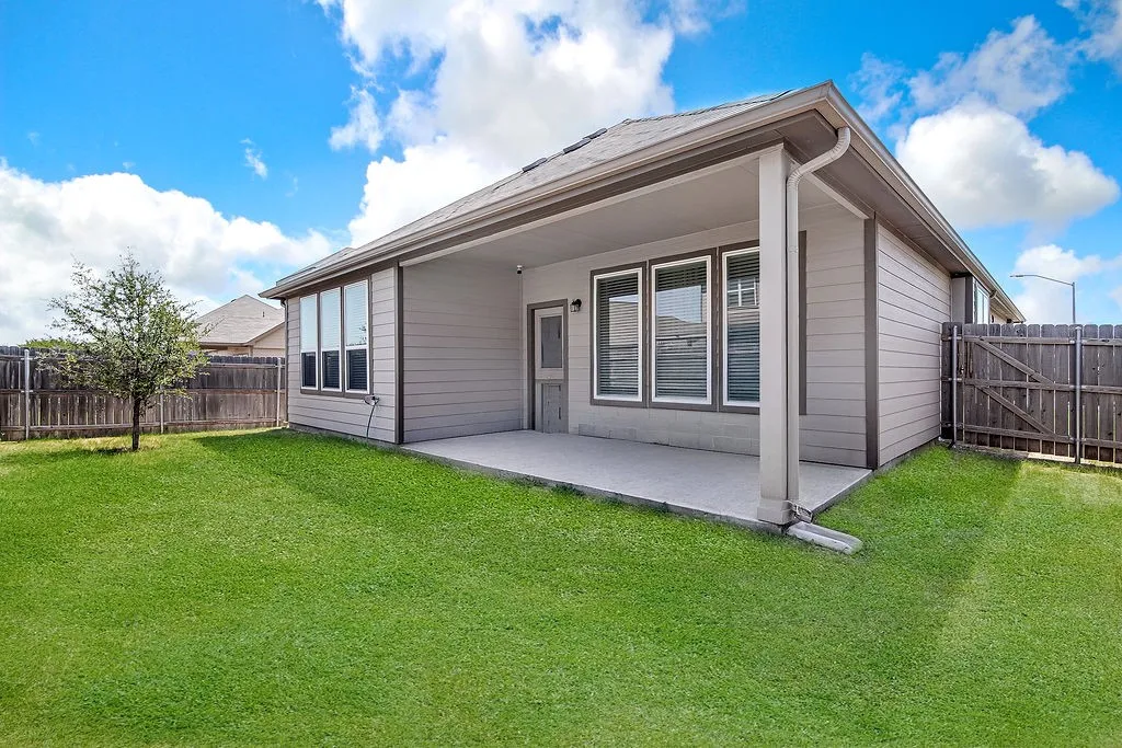 Single Family Residence For Sale in Tarrant County , 8317 Horned Maple Trail, Fort Worth, Texas 76123, 3 Bedroom, 2 Bathroom, 2 Garage spaces, 1,620 Sqft, built in 2021, mls#21379439, Real Estate Agent in Fort Worth, Homes For Sale in Tarrant county, Homes For Sale in Fort Worth, Realtor in Fort Worth Texas, Real Estate Brokerage Independent Realty Texas, Luminita Cordes Realtor